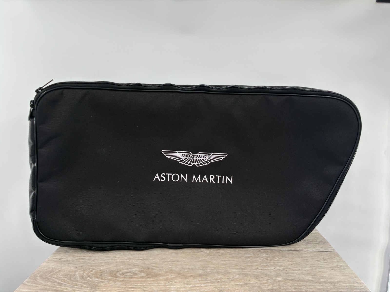 OEM Aston Martin Volante Convertible Cabin Wind Deflector Screen KY53 L613G24 AD