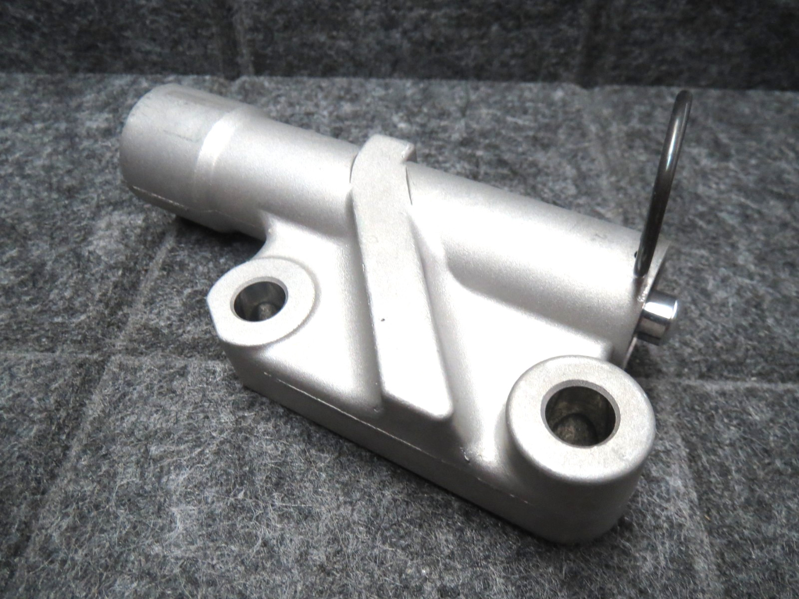 Hydraulic Tensioner for 1997-2004 Mitsubishi Montero Sport V6 - Made in Japan
