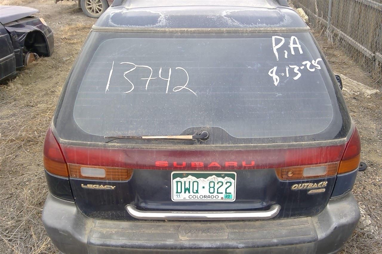 (LOCAL PICKUP ONLY) Trunk/Hatch/Tailgate Station Wgn Without Spoiler Fits 95-99 