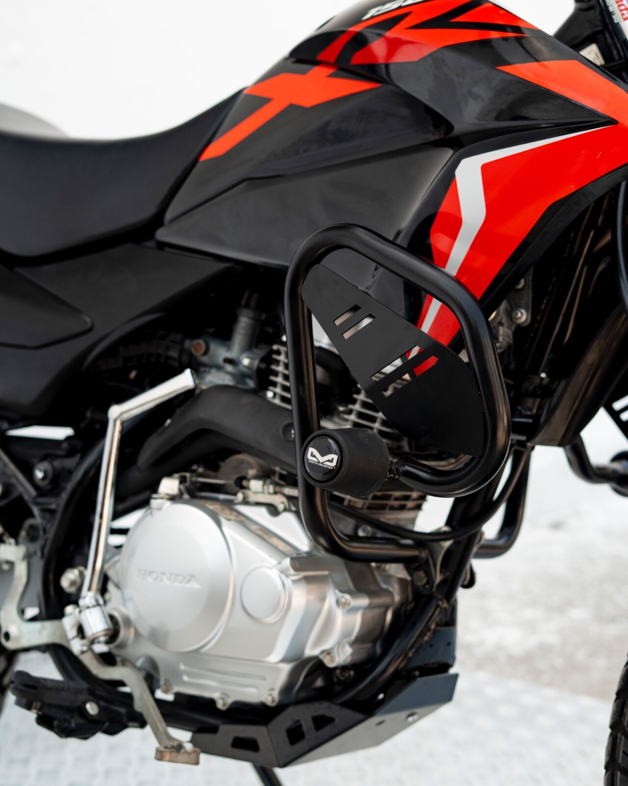 HONDA XR 150L  XR 125L BLACK CRASH BAR SLIDER