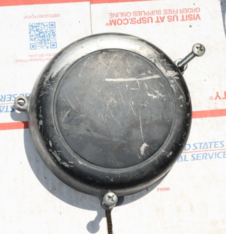 1973-75 YAMAHA RD 250 OEM STATOR COVER (SEE BELOW) 1973-75 YAMAHA RD 250 OEM STATOR COVER (SEE BELOW)