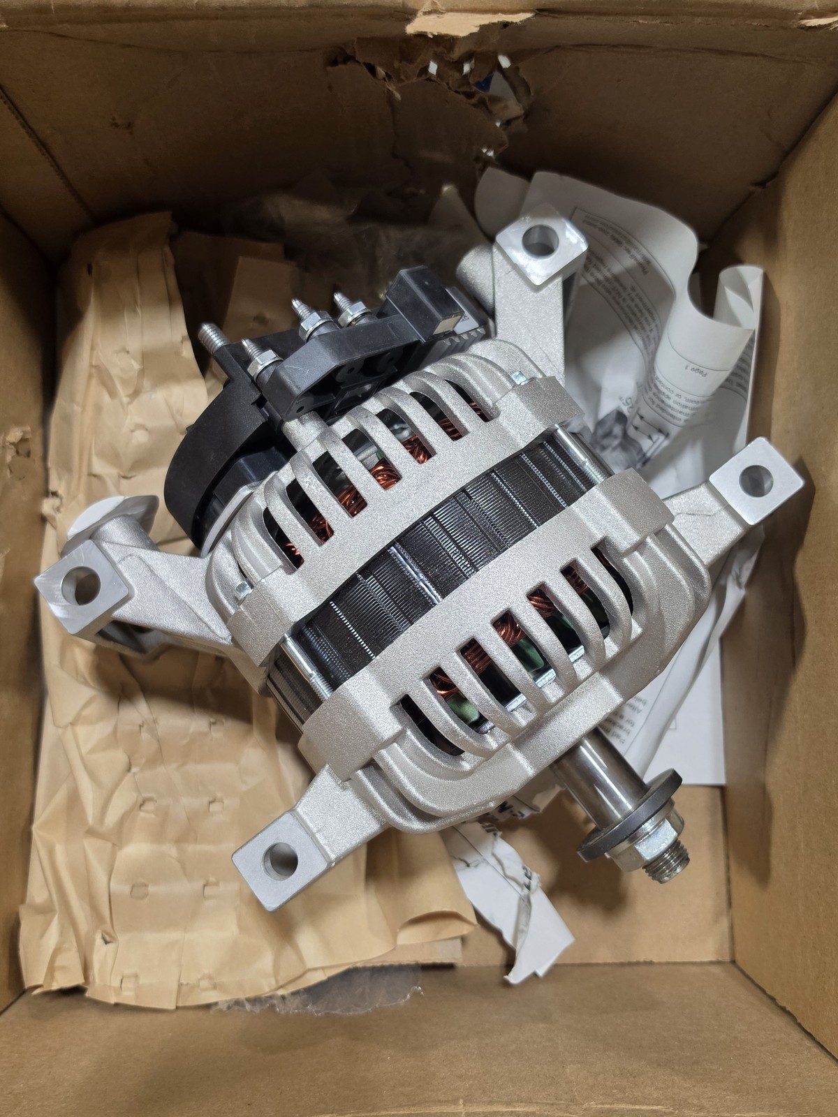 Prestolite AVI555P Alternator, Heavy-Duty, 12V, 170A, Pad Mount, CW Rotation Prestolite AVI555P Alternator, Heavy-Duty, 12V, 170A, Pad Mount, CW Rotation