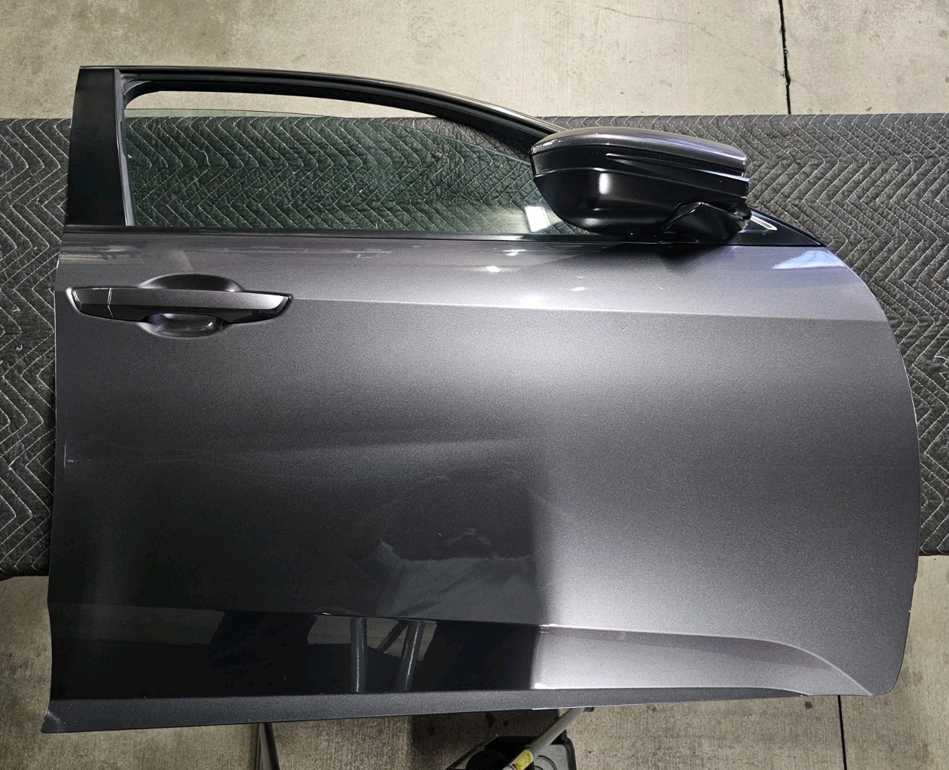 2016-21 Honda Civic Sedan Front Right (Passenger Side) Door (NO SHIPPING)