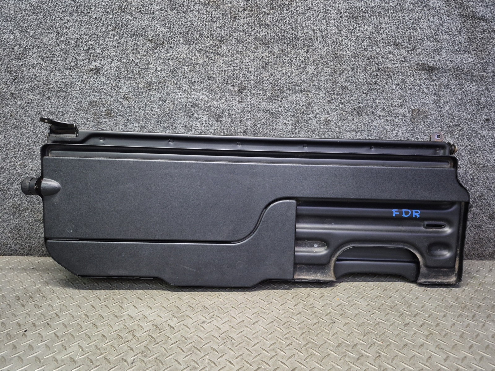 02-08 DODGE RAM 1500 DR CREW CAB REAR UNDER SEAT STORAGE COVER TRAY OEM