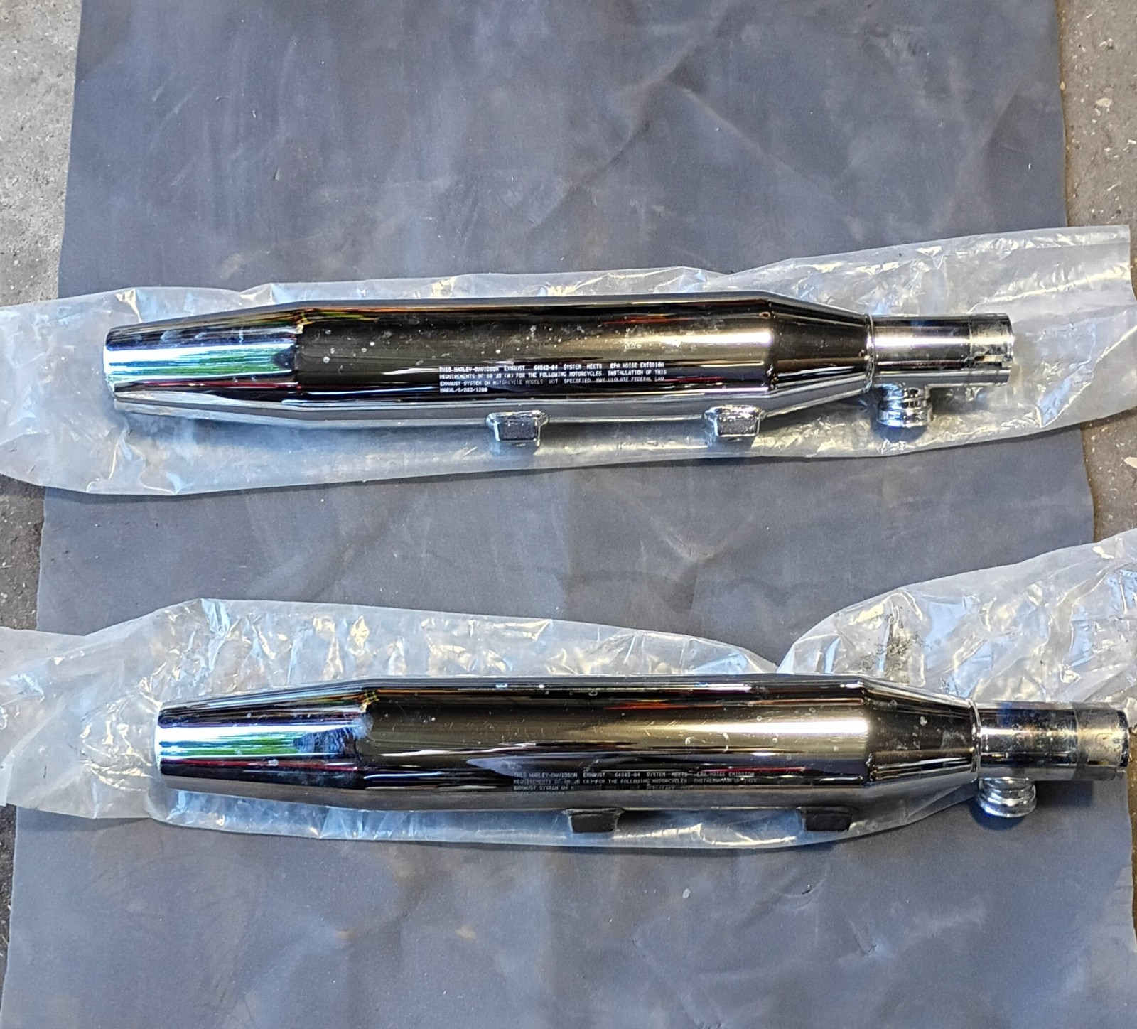 NEW 04-2013 Harley Davidson Sportster XL/S 800cc-1200cc Stock Mufflers  2x