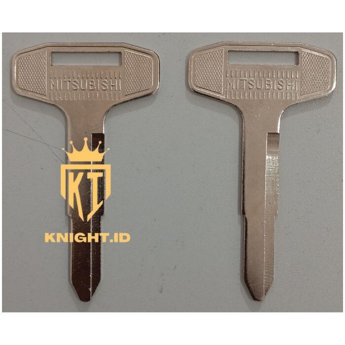 Fits For Mitsubishi Fuso Canter Fe Series Keys Blank Set 2pcs Aftermarket Produk