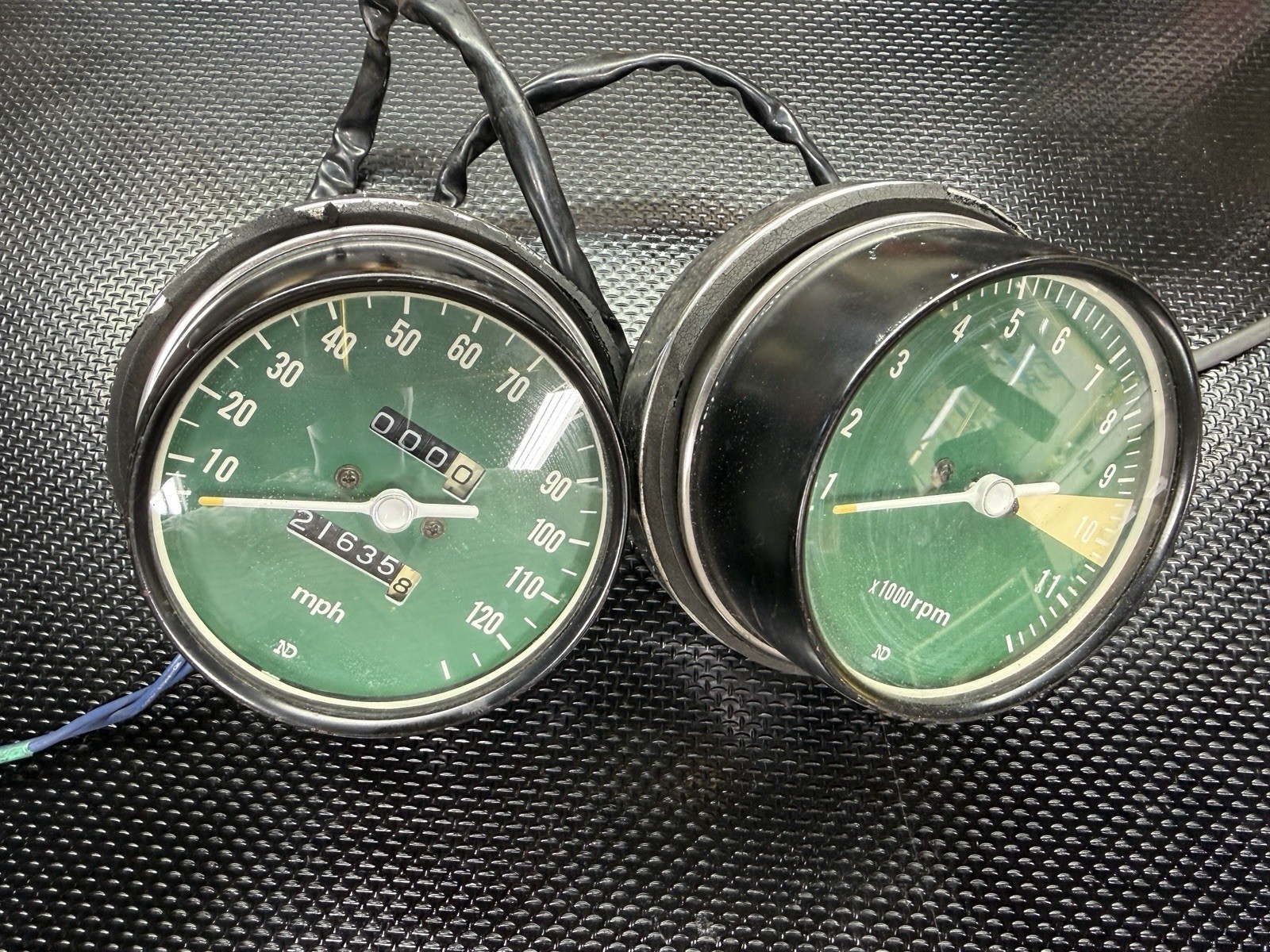 Honda CB750 Speedometer and Tachometer, Oem Green Face Honda CB750 Speedometer and Tachometer, Oem Green Face