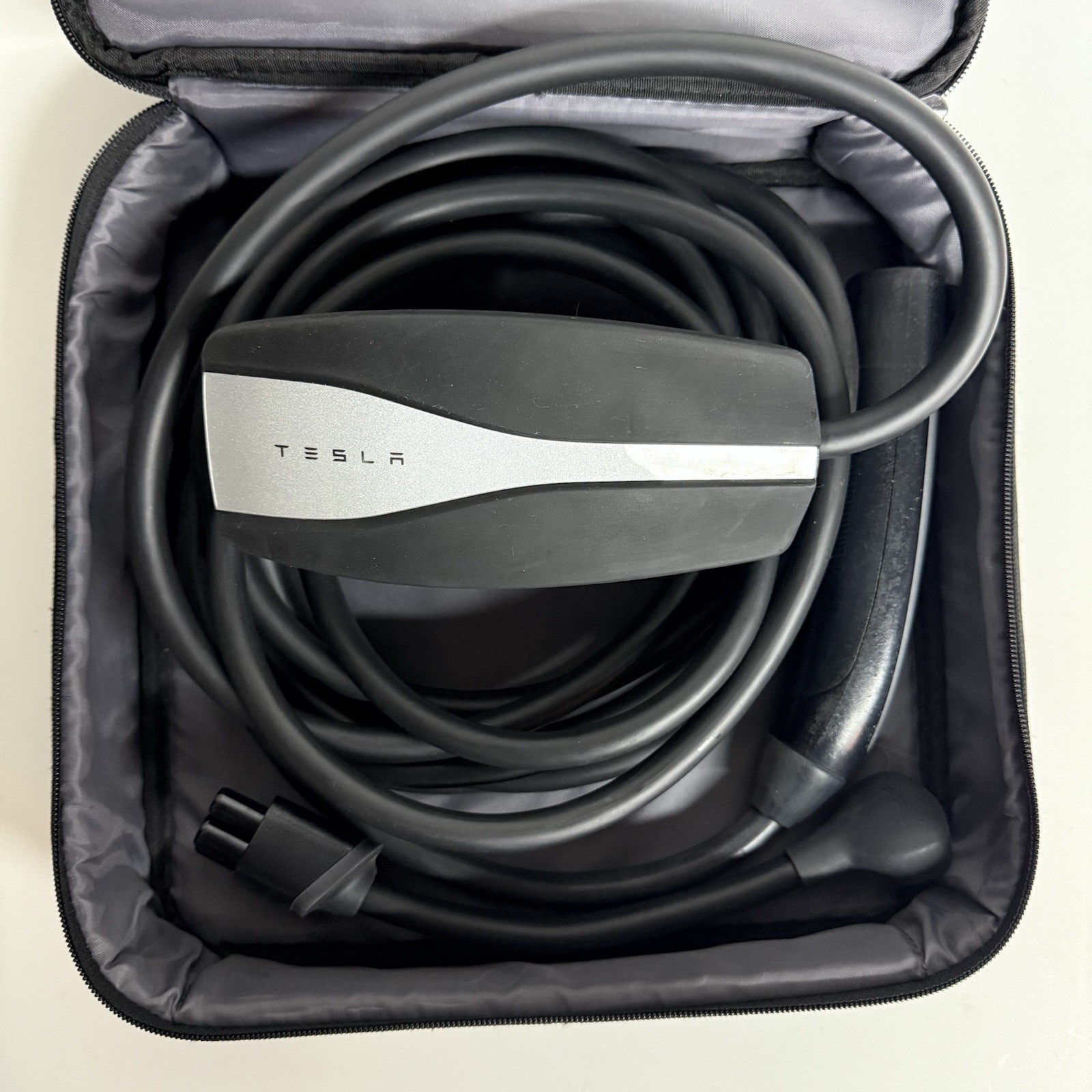 OEM ORIGINAL Tesla Charging Cable Gen 2 for Model S 3 X Y Mobile Home Charger OEM ORIGINAL Tesla Charging Cable Gen 2 for Model S 3 X Y Mobile Home Charger