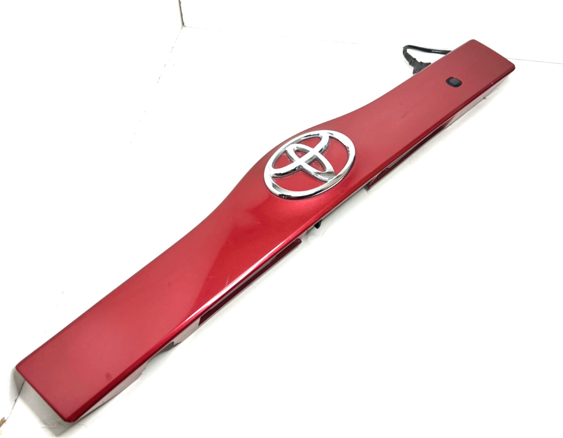 2004-2009 Toyota PRIUS Trunk Tailgate Trim Handle Panel Molding RED OEM