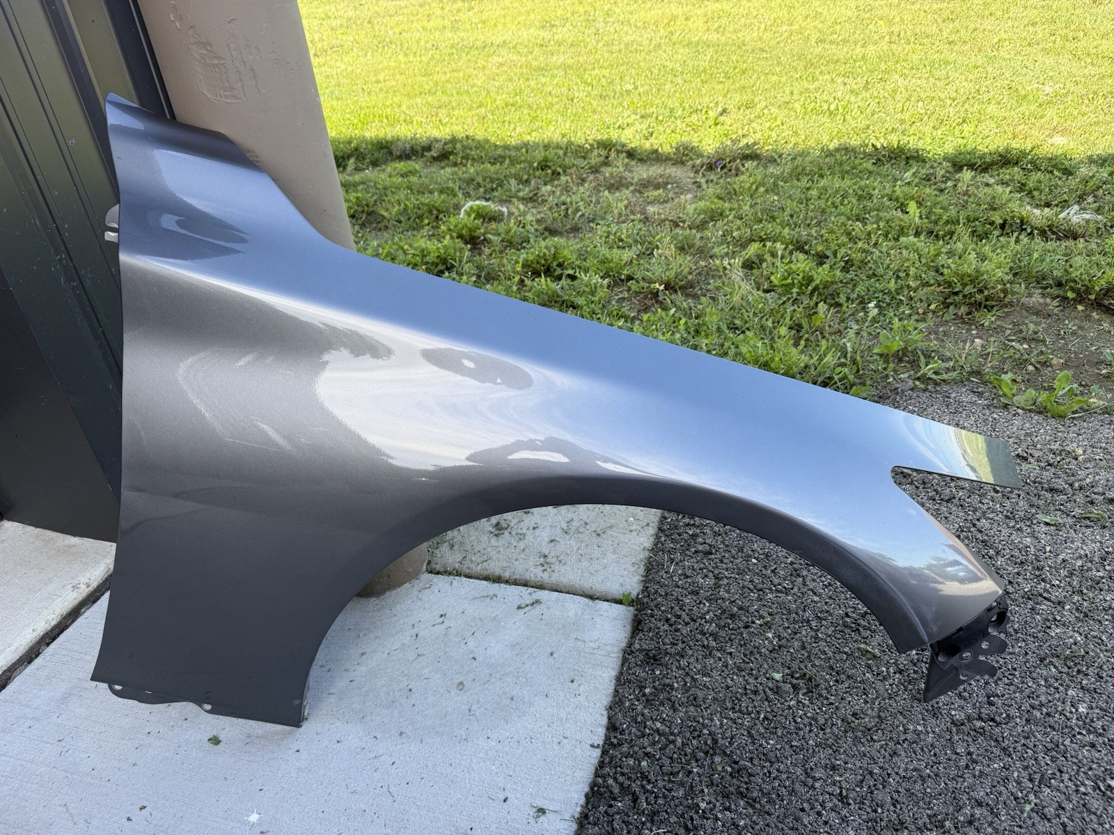 2014-2023 INFINITI Q50 FRONT RIGHT PASSENGER SIDE FENDER / GRAY - KAD OEM