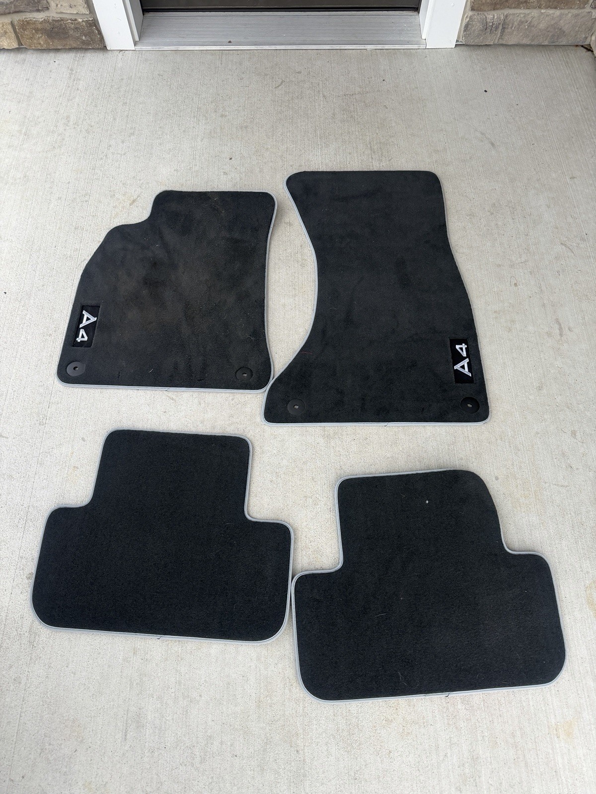 2009-2015 Audi A4 OEM set Black carpet floor mats