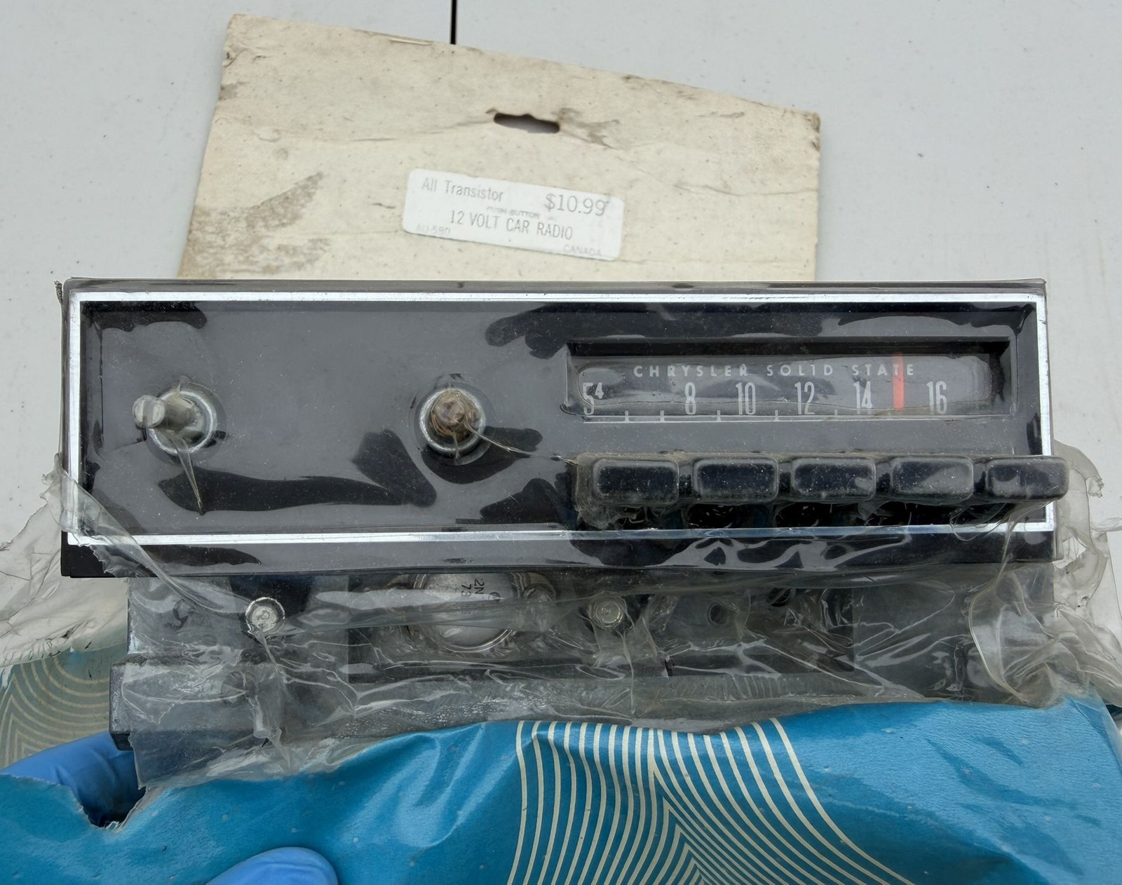 MOPAR E-Body 71-74 NOS AM Radio Plymouth Barracuda Dodge Challenger HEMI Cuda 72