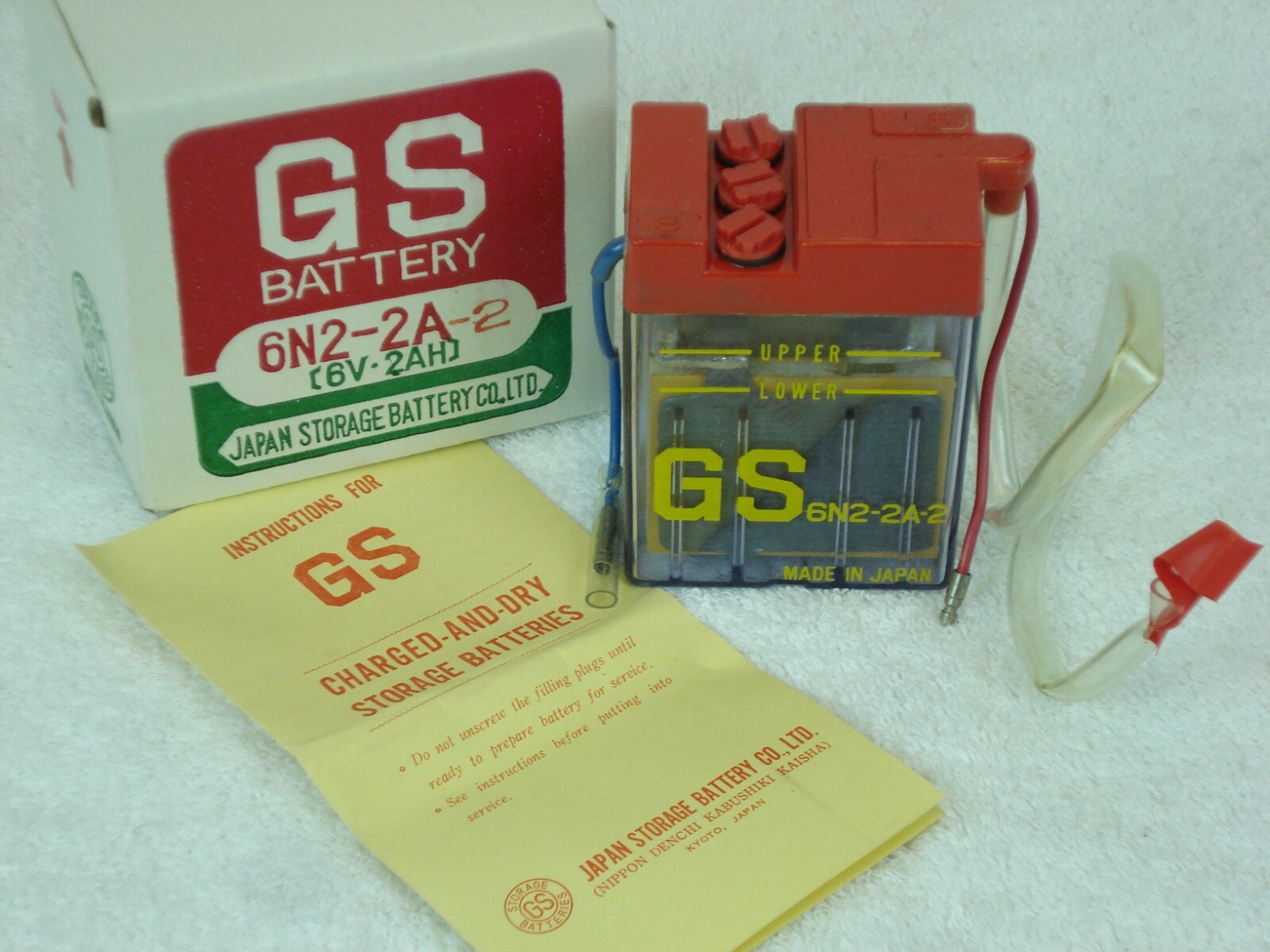 NOS HIGH QUALITY GS BATTERY 6N2-2A-2  6V 2AH  CLEAR CASE  JAPAN