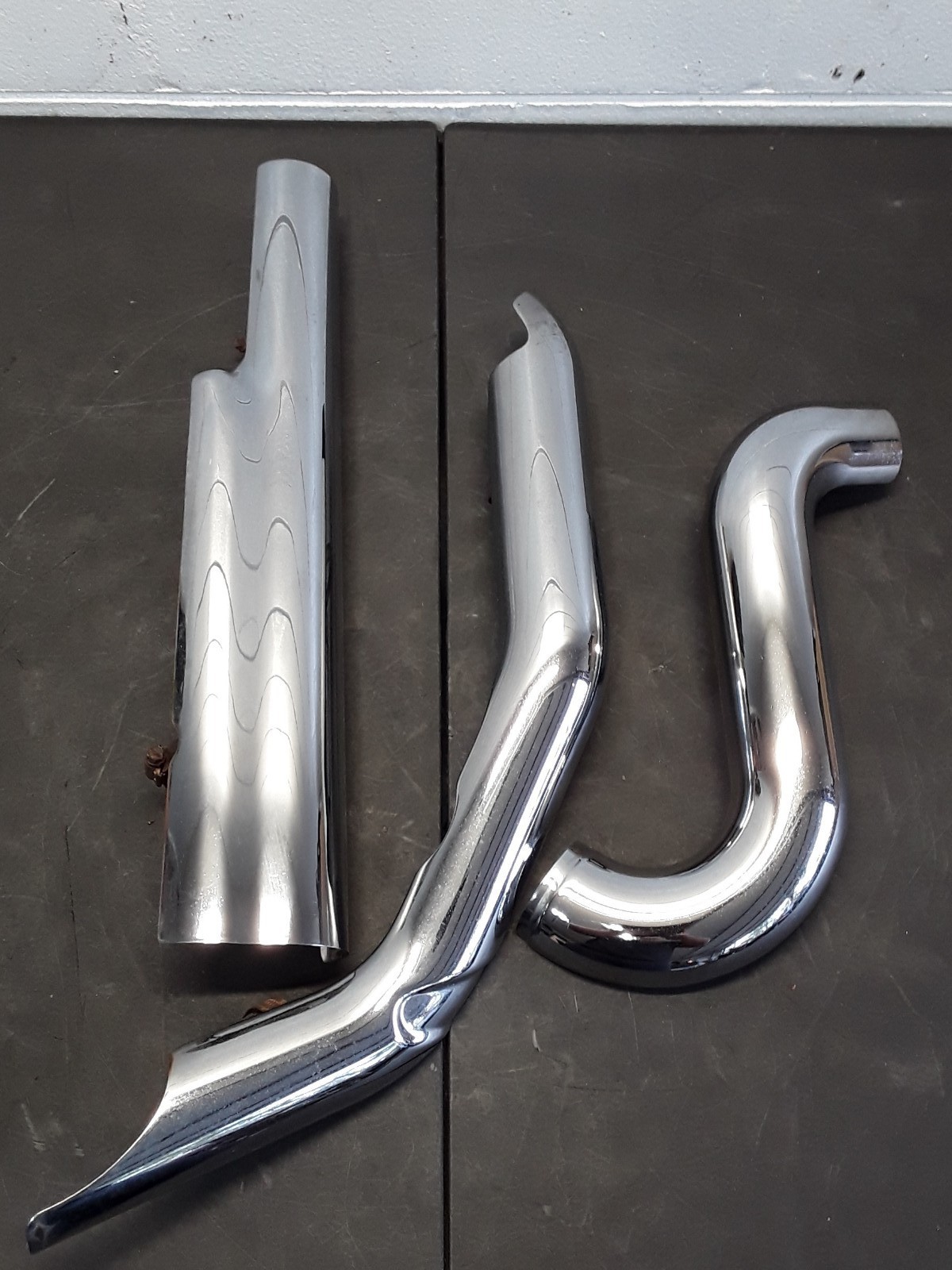 13-23 HARLEY STREETGLIDE EXHAUST HEAT SHIELDS SET OEM CHROME