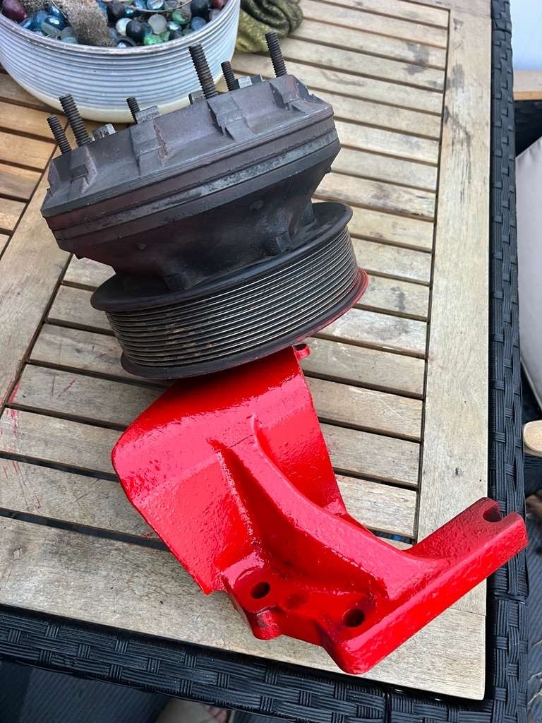 2019 cummins X15 ,  fan clutch 98A9659