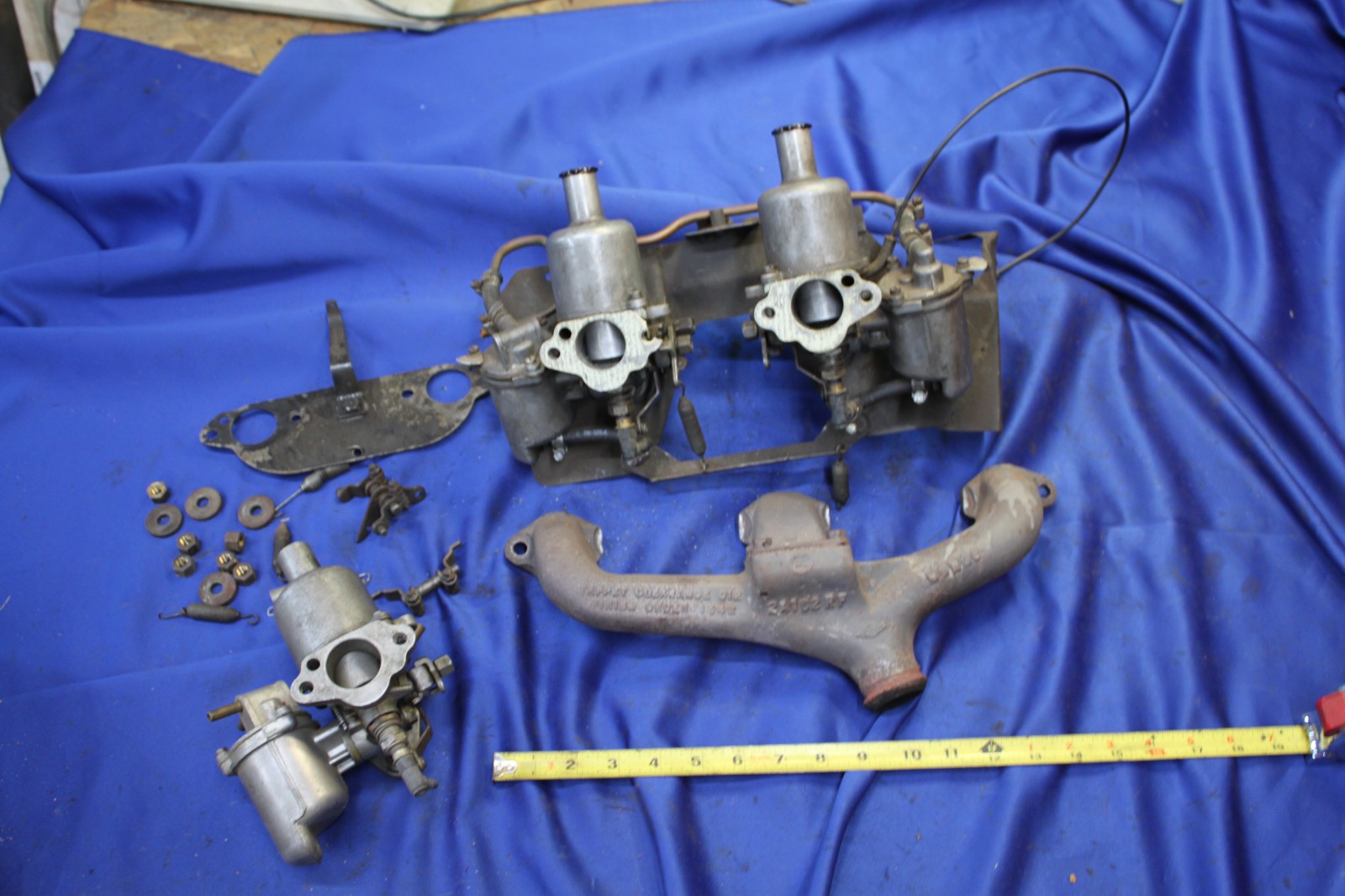 MG Midget AH Sprite Carburetor Set and Exhaust Manifold MG Midget AH Sprite Carburetor Set and Exhaust Manifold