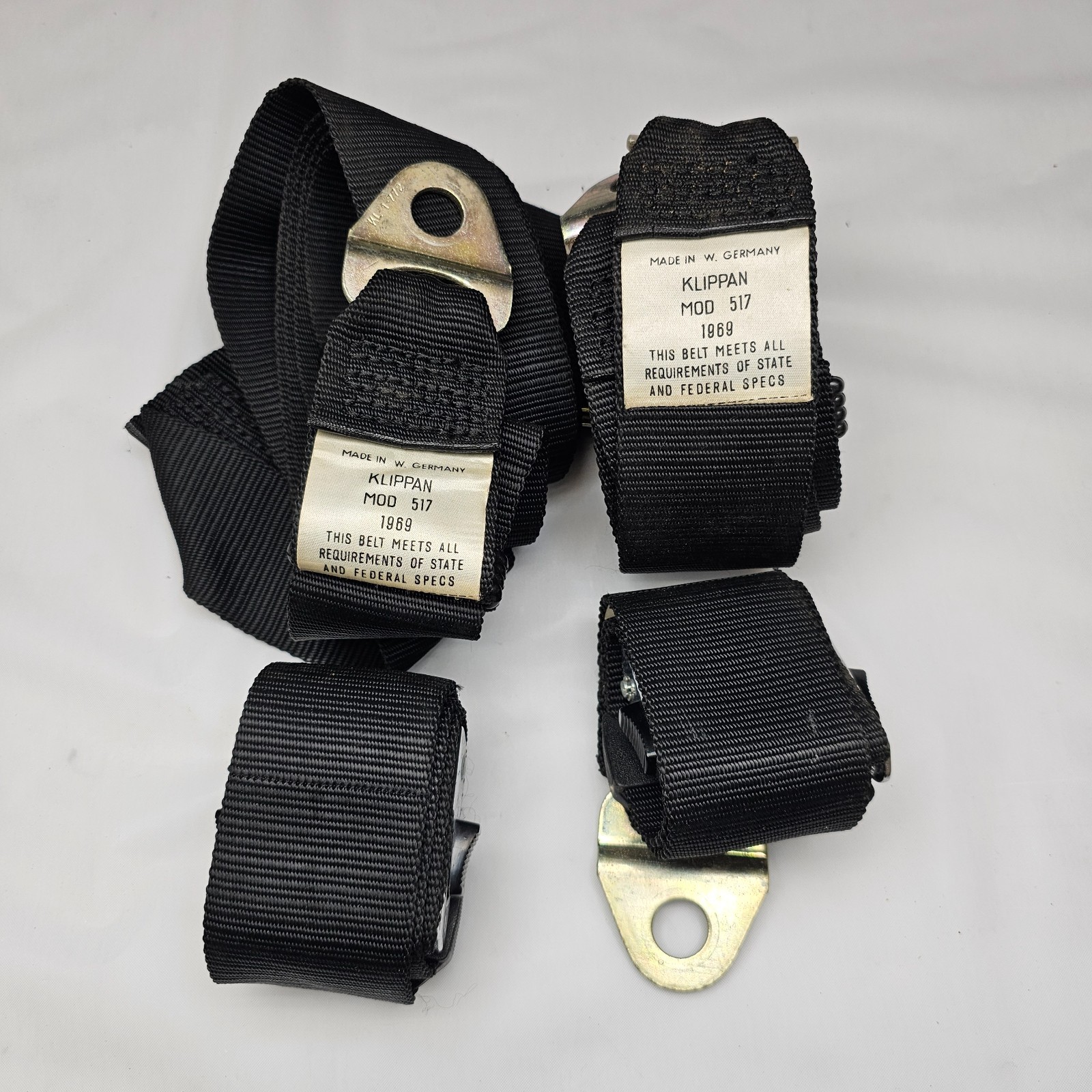 Pair E9 BMW 3.0CS 3.0CSi CSL 2800 Early Shoulder Seat Belts Non-reel NOS 1969 Pair E9 BMW 3.0CS 3.0CSi CSL 2800 Early Shoulder Seat Belts Non-reel NOS 1969