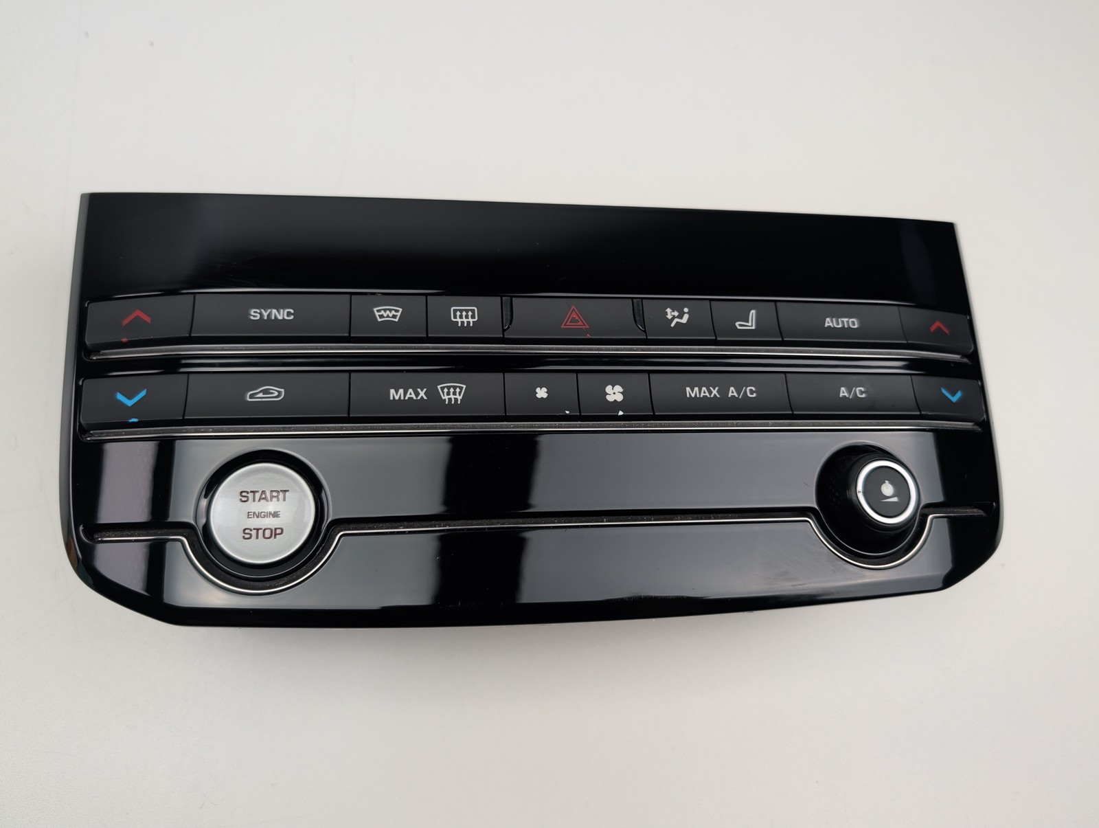 2017-2020 Jaguar F-Pace Ac Heater Climate Control Temperature GX63-18C858-SD OEM