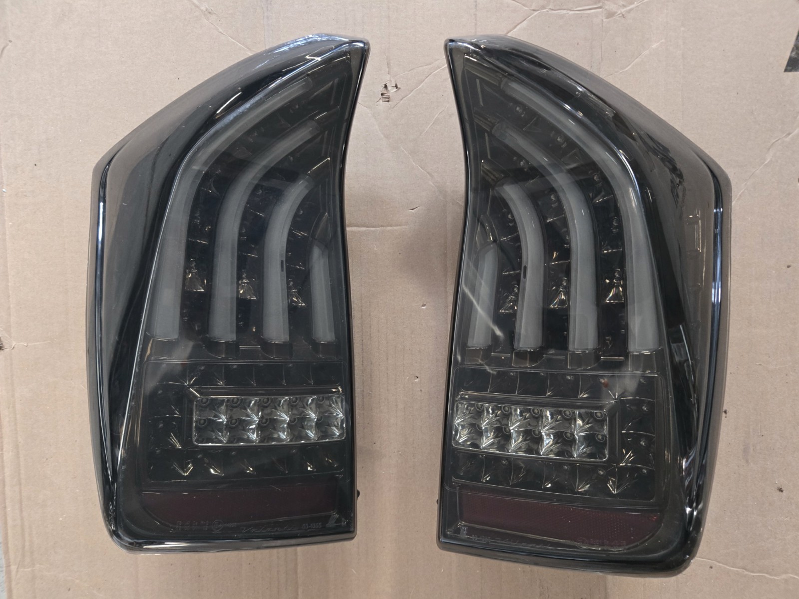VALENTI PRIUS LED Tail Rear Light left & right Smoked for TOYOTA 2010-2015 VALENTI PRIUS LED Tail Rear Light left & right Smoked for TOYOTA 2010-2015