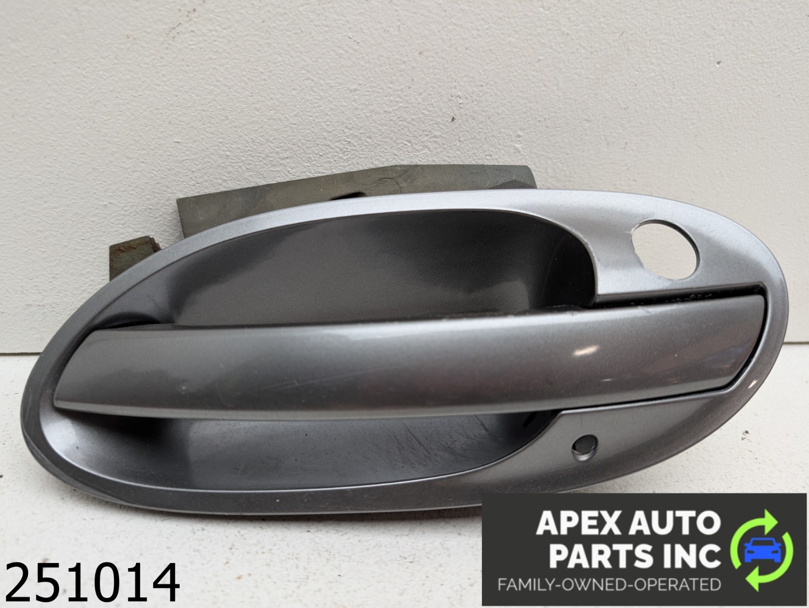 OEM 2002-2005 BMW 745Li 4.4L FRONT DRIVER LEFT EXTERIOR DOOR HANDLE COMFORT