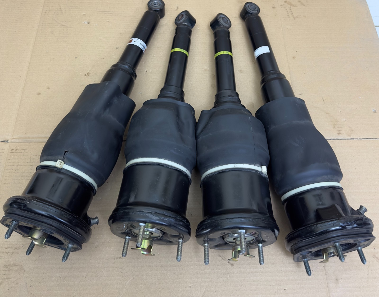 Lexus LS430 2001-2003 OEM Air Suspension Struts Set Complete