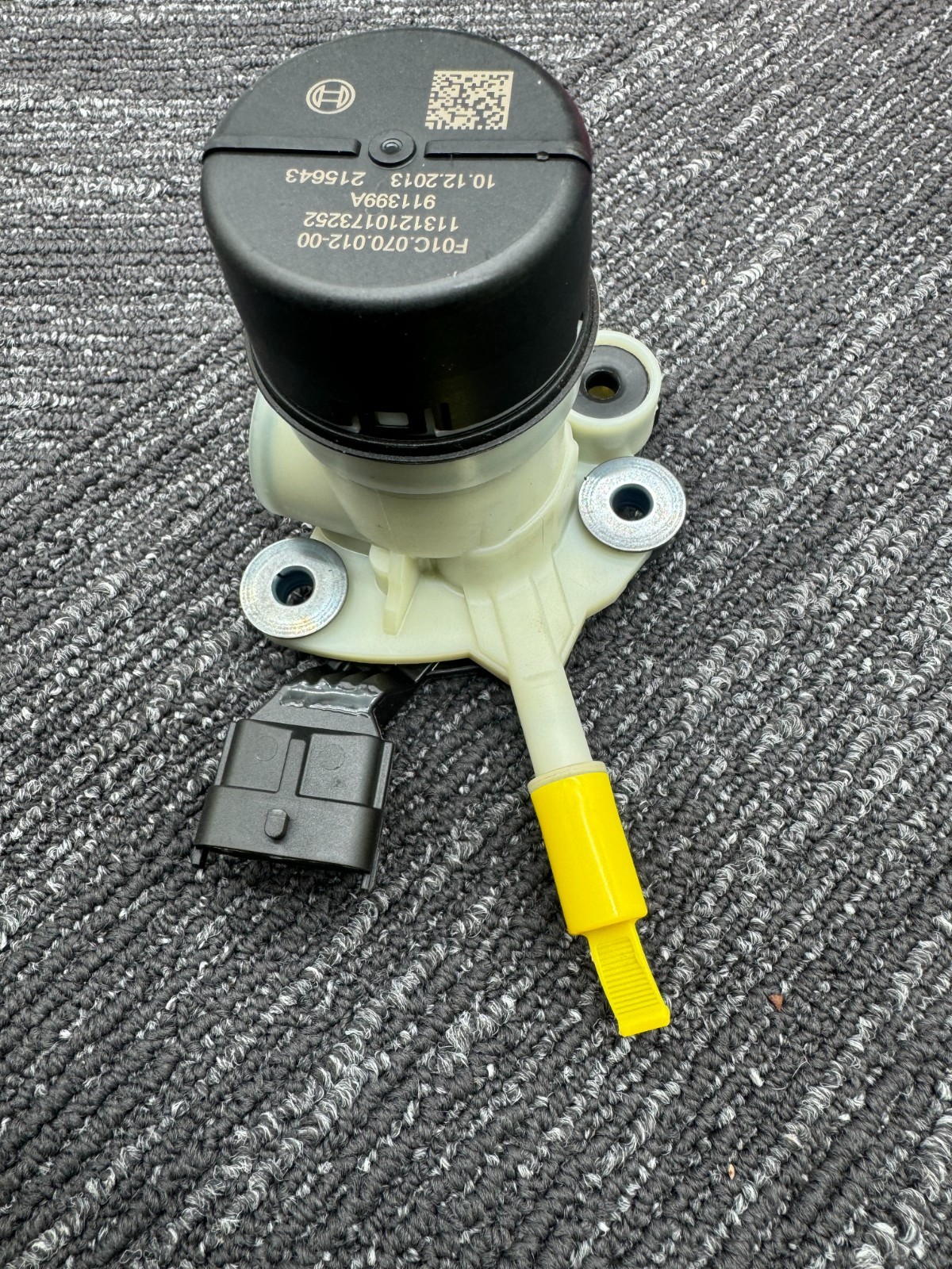 New OE 14-23 Grand Cherokee Ram Wrangler ProMaster Diesel Exhaust Fluid Pump DEF