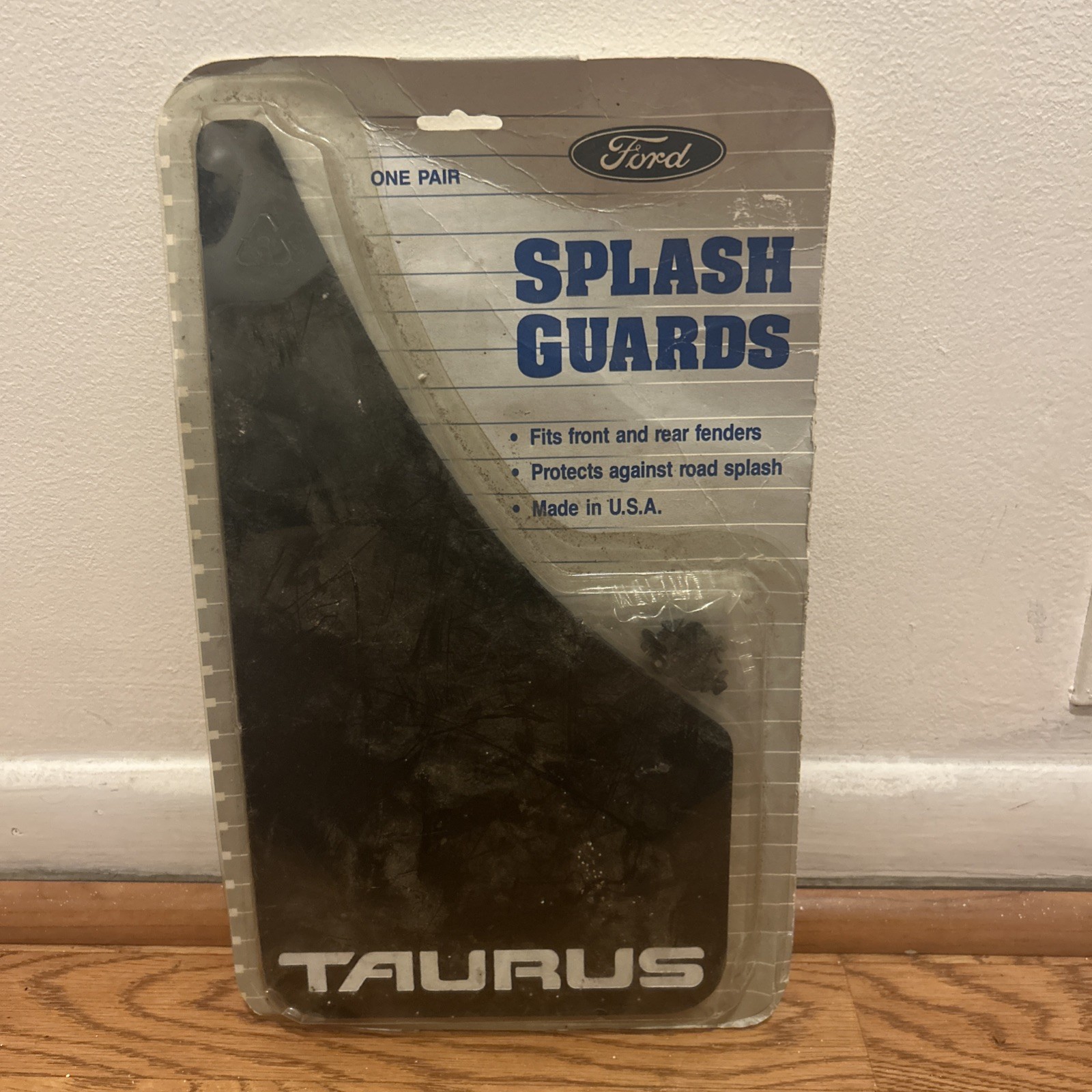 Vintage 1986-1991 OEM Ford Taurus Mud Flaps Splash Guards Black E6DZ16A550A