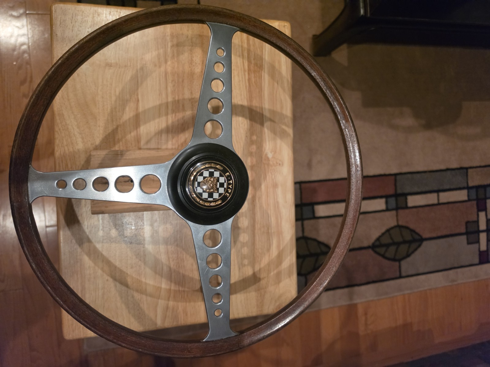jaguar e type steering wheel 1960,s