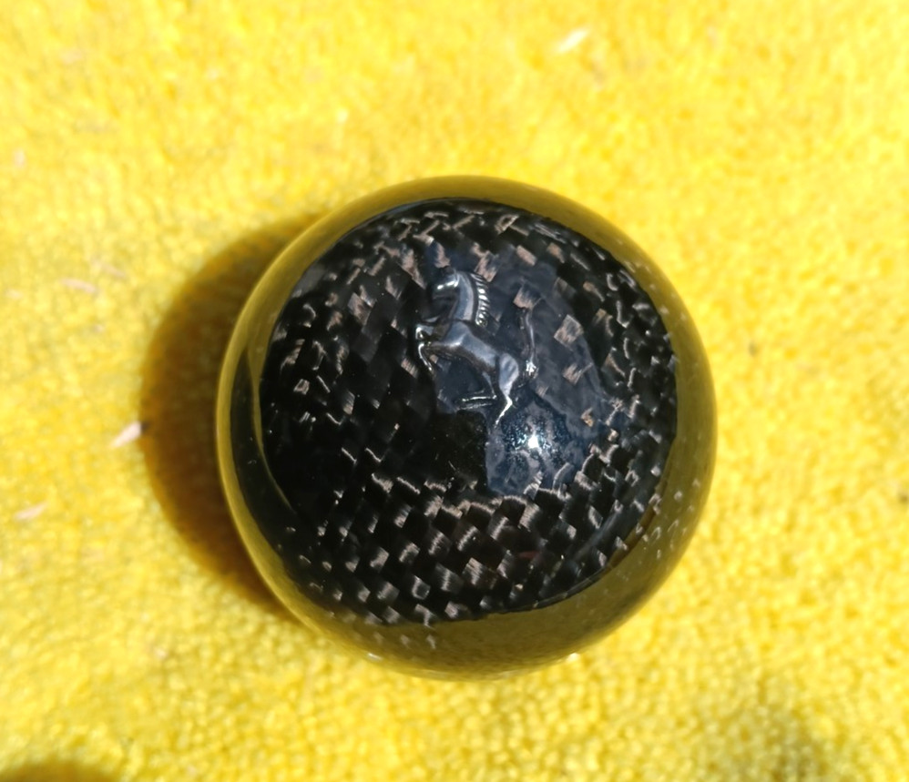 Ferrari F50 type shift knob with embedded stone chain bezel Ferrari F50 type shift knob with embedded stone chain bezel