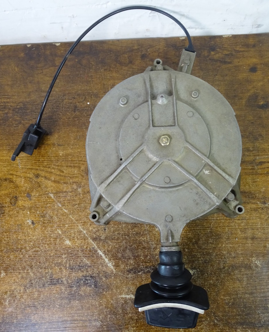 USED OMC Johnson Pull Starter Assembly W/ Mounting Hardware 0391455 391088