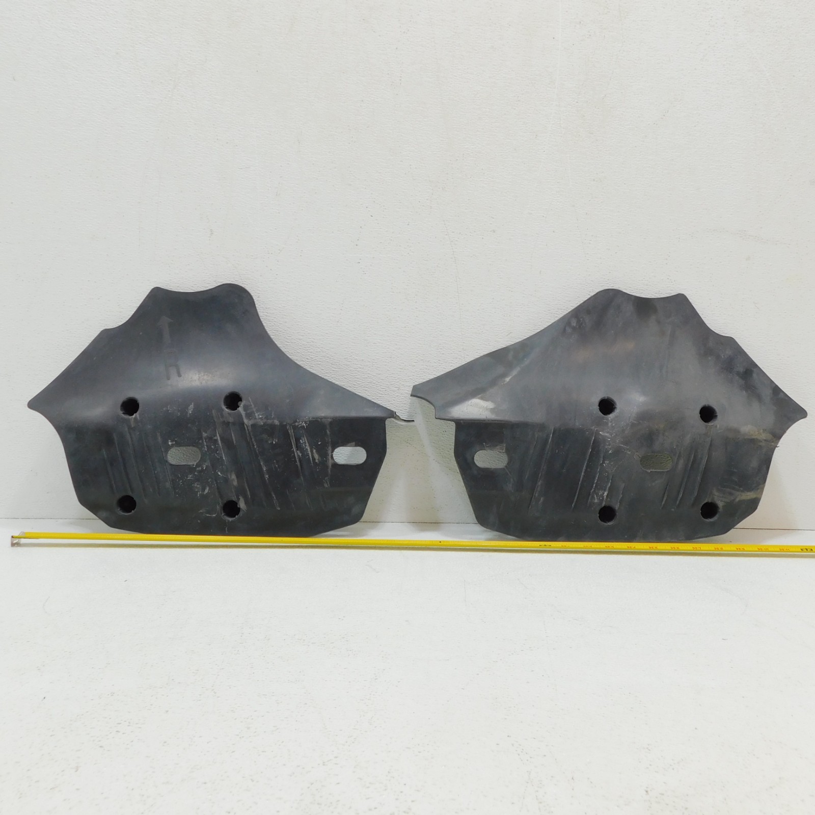 2pcs 12-18 BMW F30 320i 328i Rear LH & RH Lower Control Arm Splash Guard Shield 2pcs 12-18 BMW F30 320i 328i Rear LH & RH Lower Control Arm Splash Guard Shield