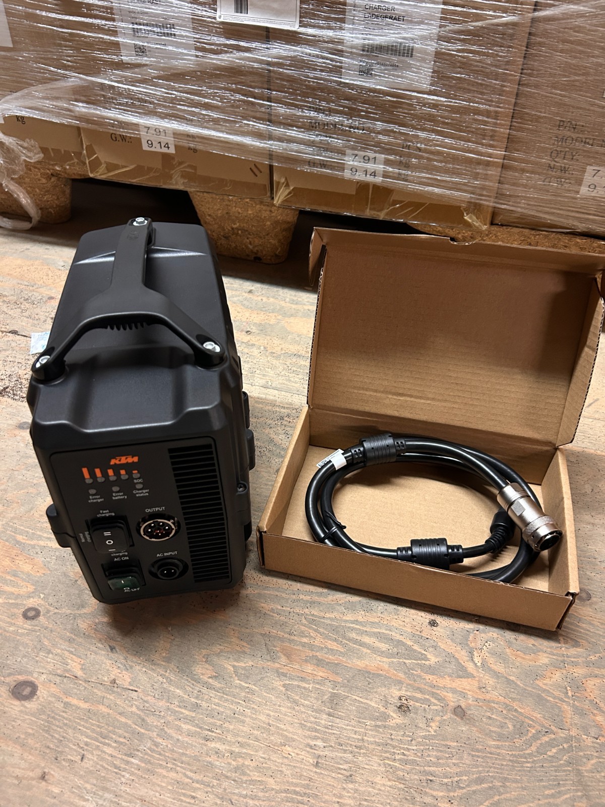 KTM FREERIDE CHARGER
