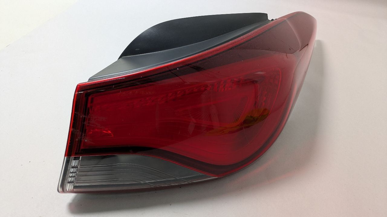 Passenger Tail Light Sedan Quarter Panel Mounted LED Fits 14-16 ELANTRA 388467