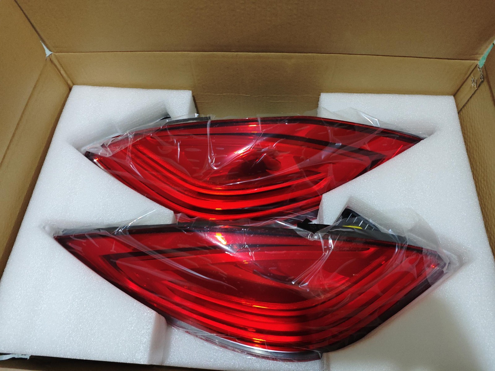 Pair LED Tail Lights For 2010-2013 Porsche Panamera Upgrade Rear Brake Lamps