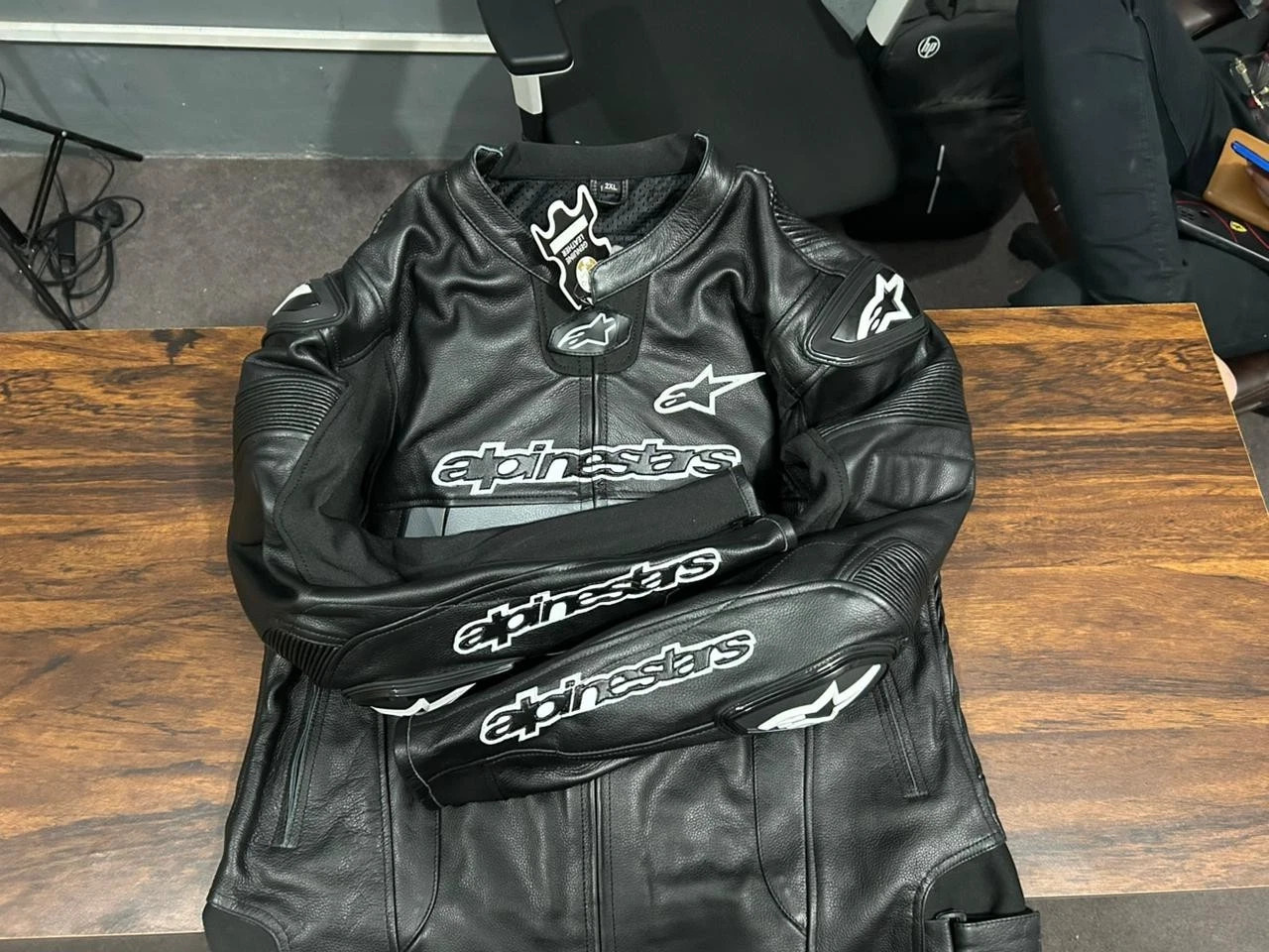 Alpinestars Original Cowhide Leather Motorbike Jacket Real Leather Racing Jacket