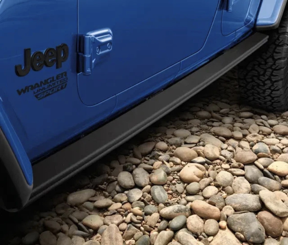 18-27 Jeep Wrangler JL 4-Door Mopar PERFORMANCE Rock Rails w/ STEP 82215165AC