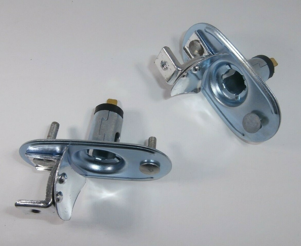 1958-1963 VW BUG FRONT TURN SIGNAL BULB HOLDERS LEFT & RIGHT SET OF 2 (PAIR)