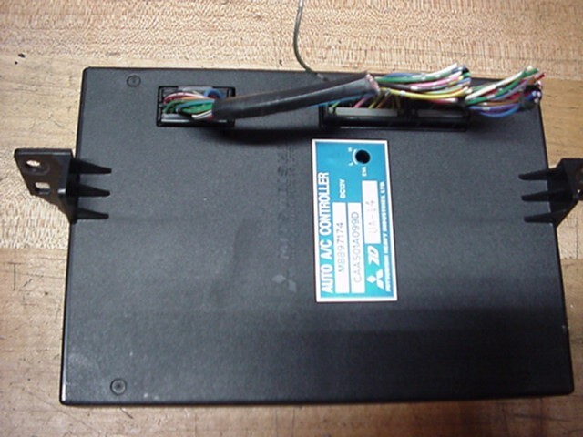 91-97 Mitsubishi 3000GT / Stealth Automatic Temperature Control Module MB897174