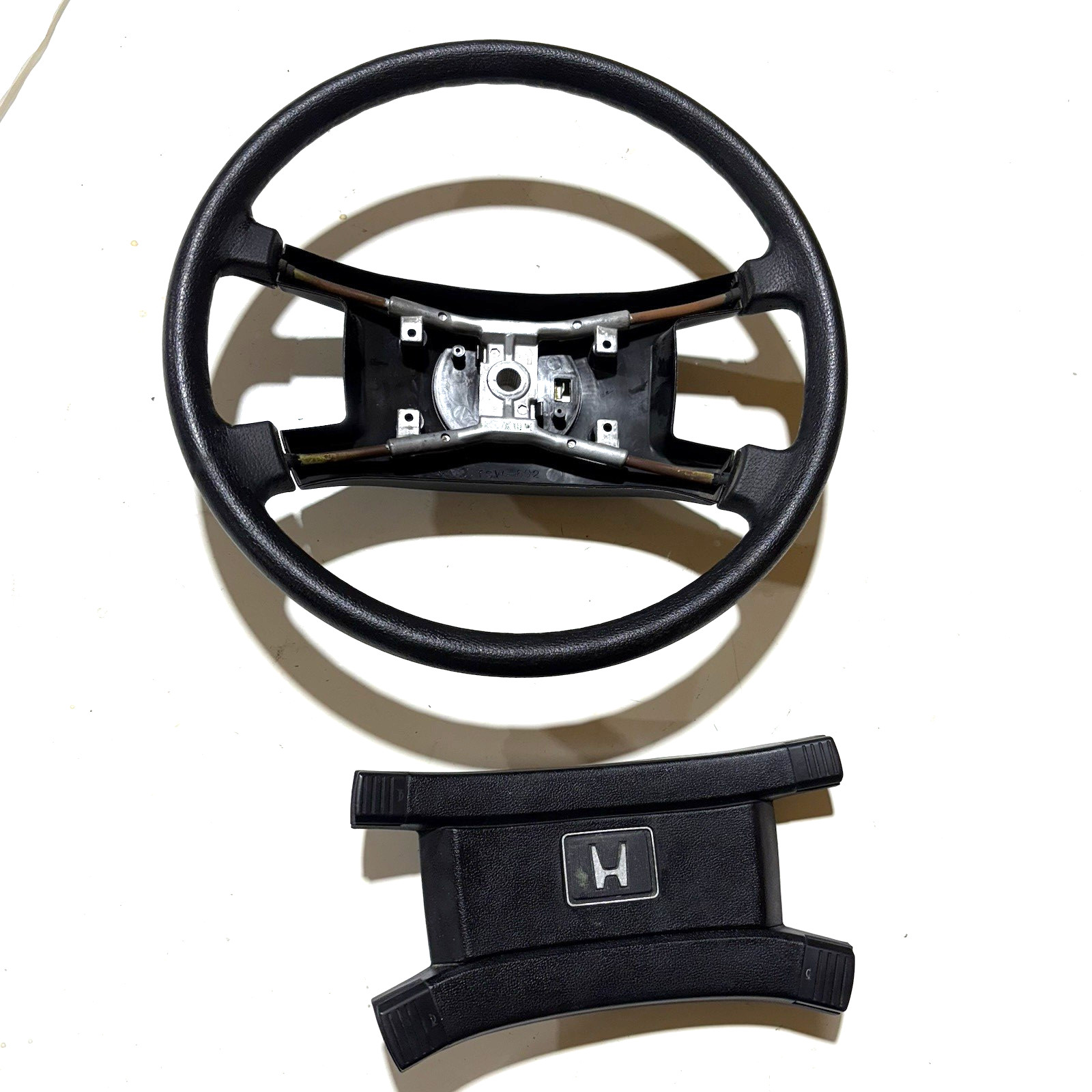 1983–1988 Honda Accord steering wheel w horn pad (Prelude, Civic) original