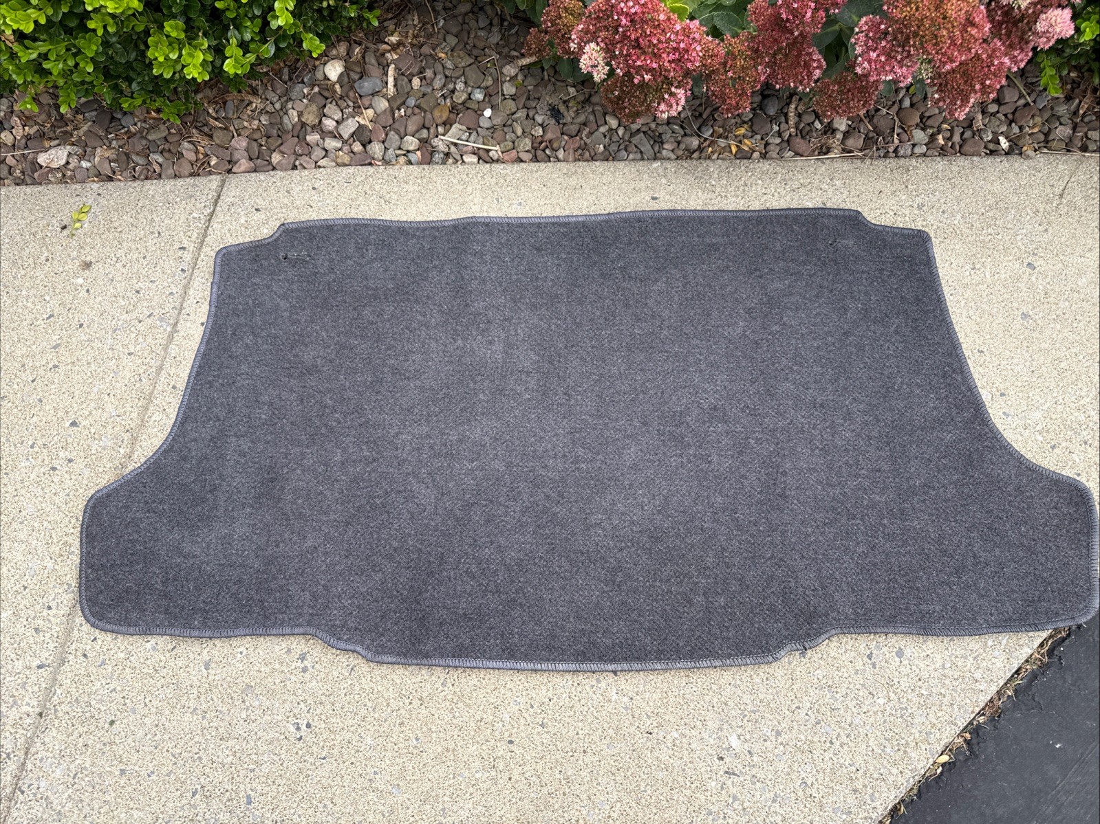 2000-2005 Toyota Celica GT GT-S Hatch Trunk Cargo Carpet Mat USED OEM 00 01 02
