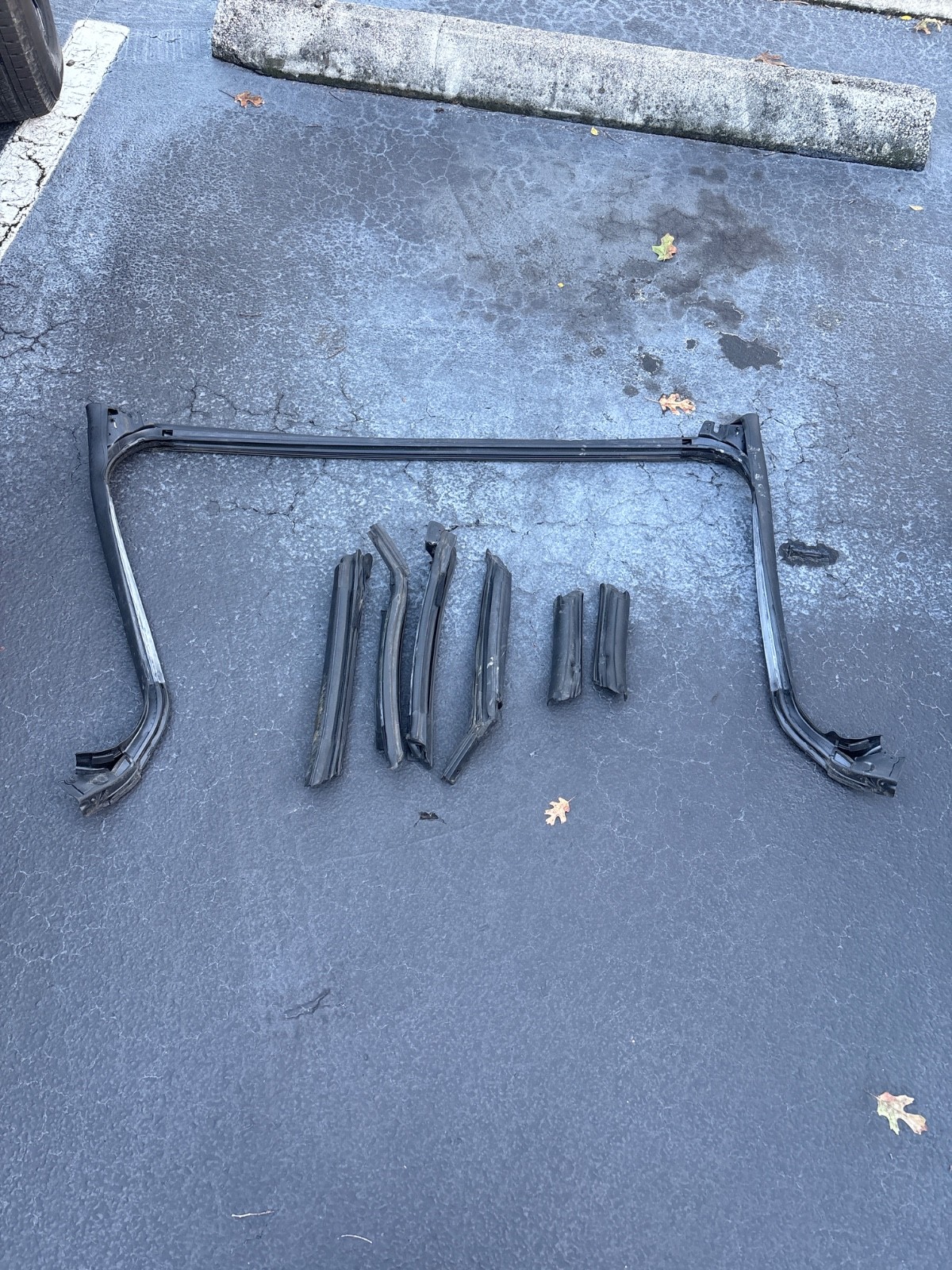 OEM 06-12 Mitsubishi Eclipse Convertible Top Complete Rubber Weatherstrip Kit OEM 06-12 Mitsubishi Eclipse Convertible Top Complete Rubber Weatherstrip Kit