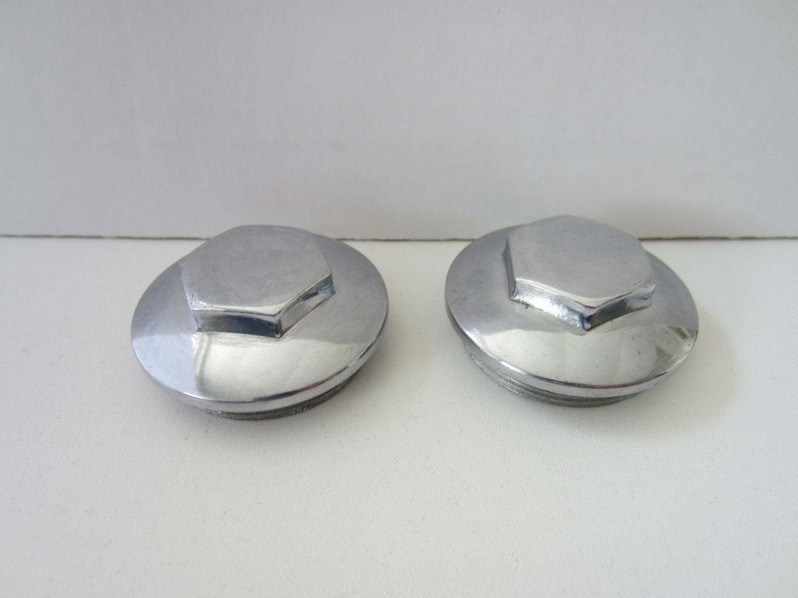BSA B25 B40 B44 B50 C25 ROCKER BOX INSPECTION FILLER CAP 70-1564 40-0968 BSA B25 B40 B44 B50 C25 ROCKER BOX INSPECTION FILLER CAP 70-1564 40-0968