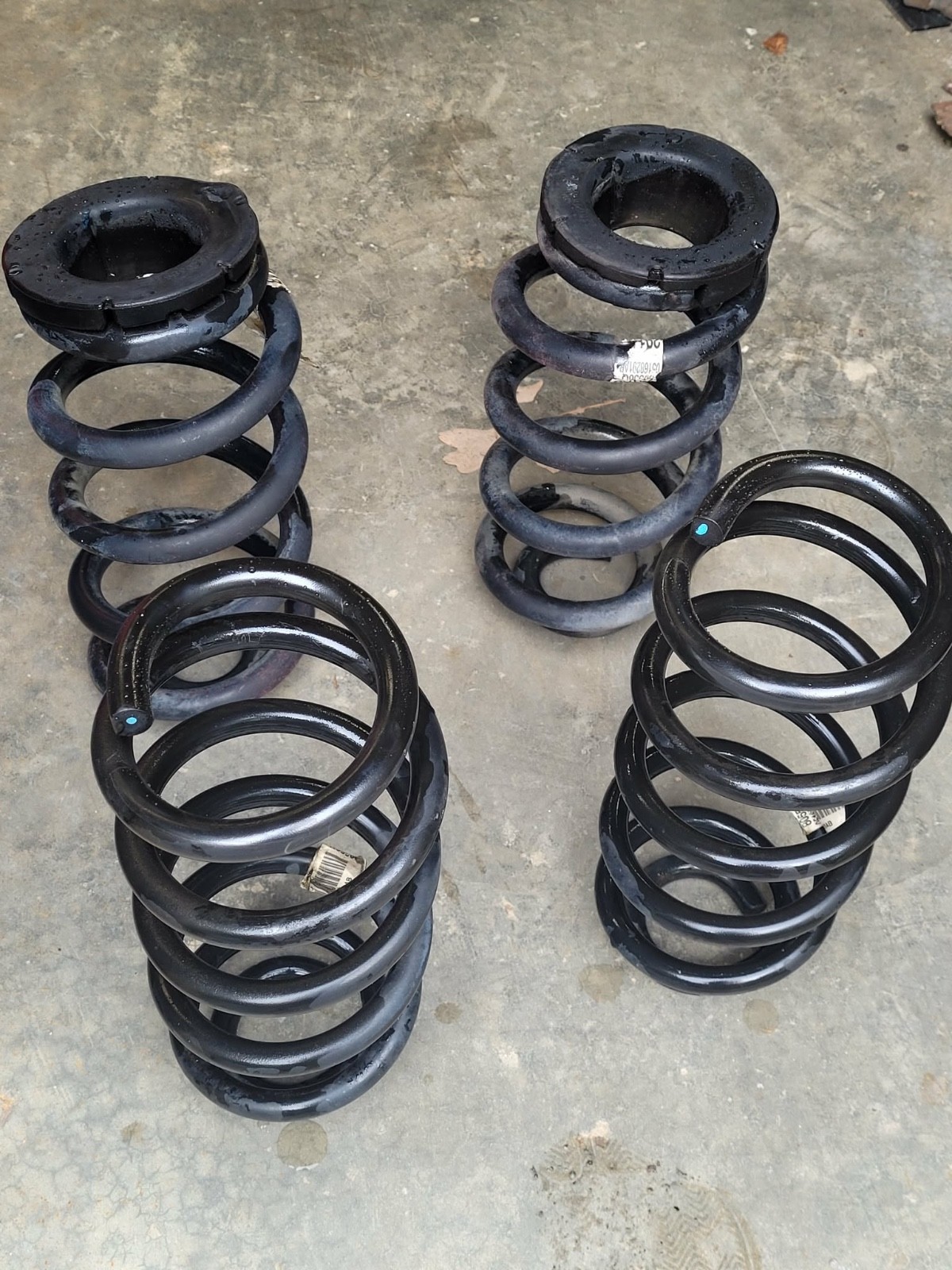 2011-2026 Dodge Durango JEEP Grand Cherokee OEM MOPAR SPRINGS good condition