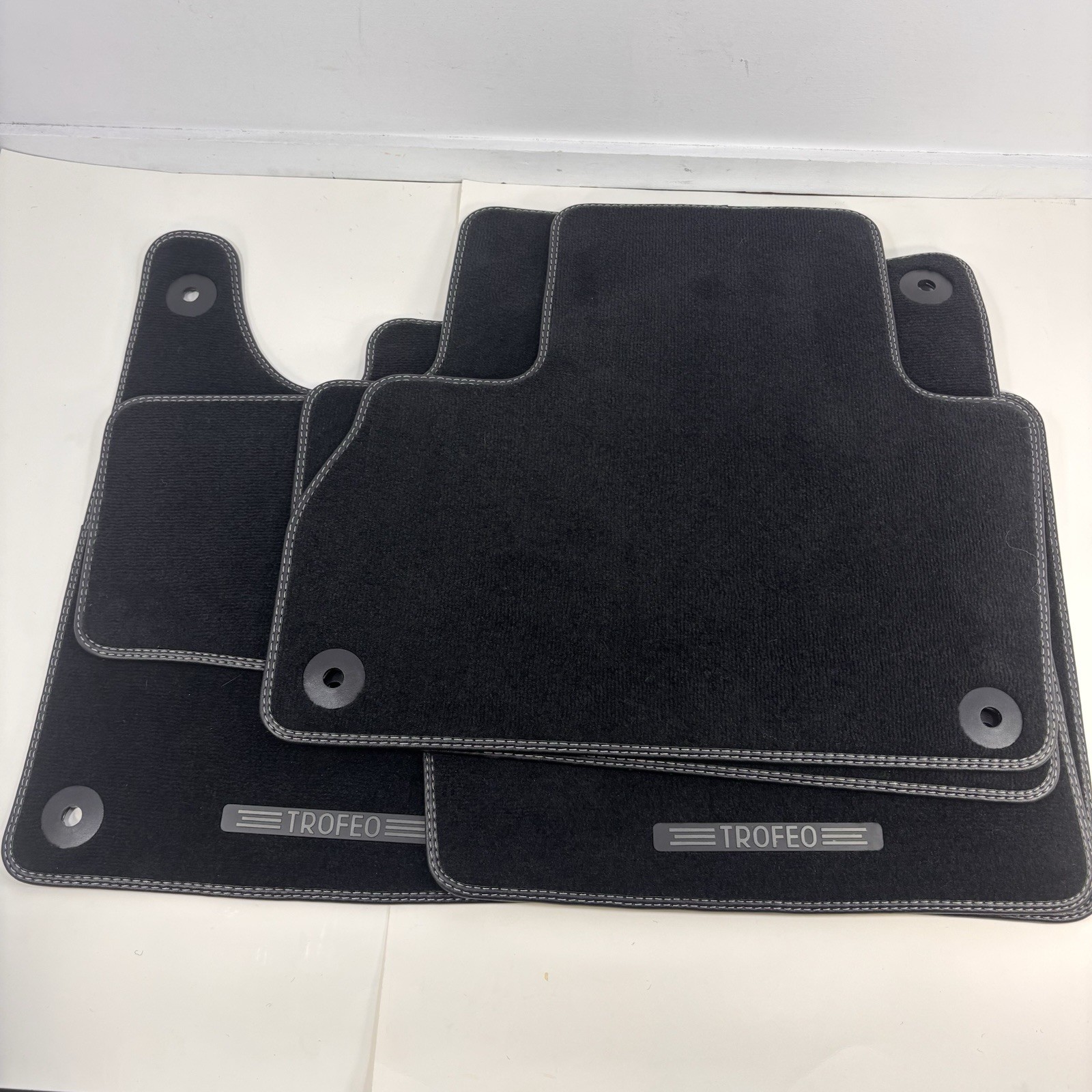 Genuine OEM Maserati Trofeo Floor Mats V8 Levante MY19 Full Set Black