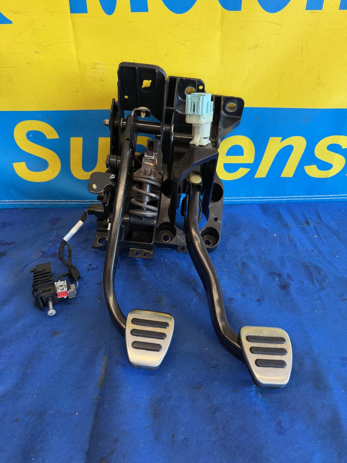 2018-2023 Ford Mustang GT Saleen Premium Manual Brake Clutch Pedal Transmission