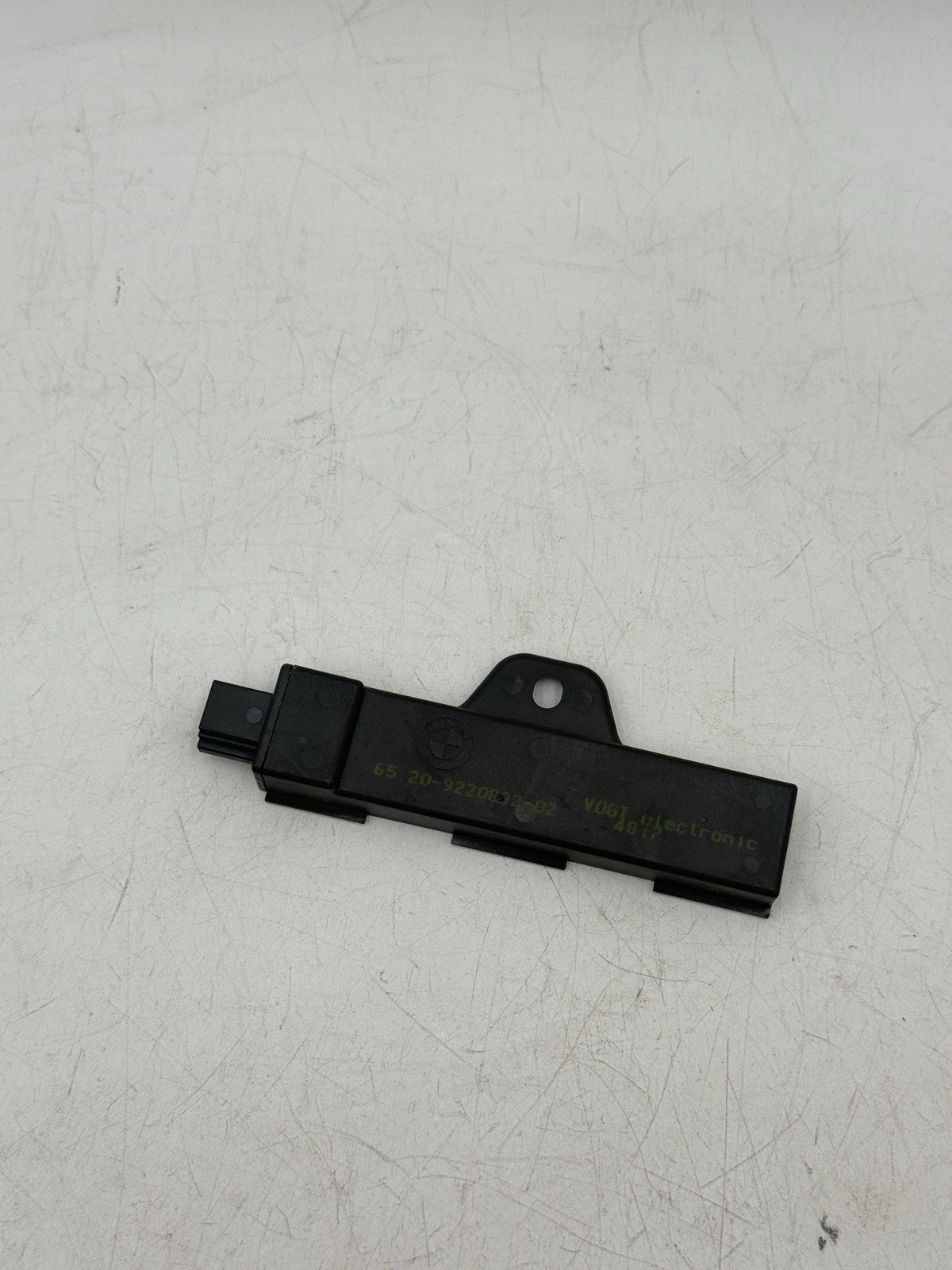 09-18 BMW F10 F07 F01 F06 F12 F13 Comfort Access Keyless Antenna 9220832 OEM