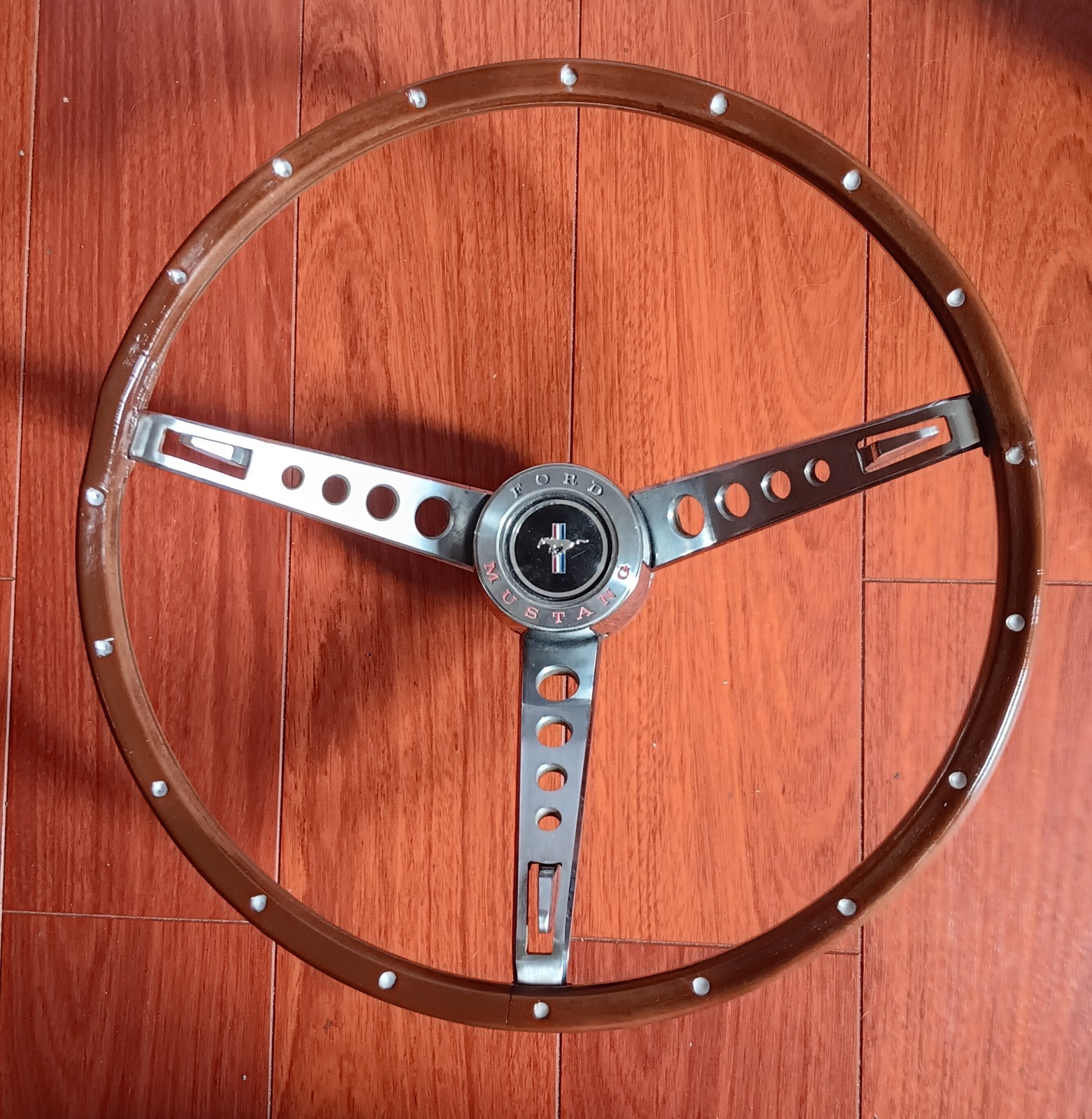 Mustang 1964 65 and 66 Steering Wheel Woodgrain Great use Original Mustang 1964 65 and 66 Steering Wheel Woodgrain Great use Original