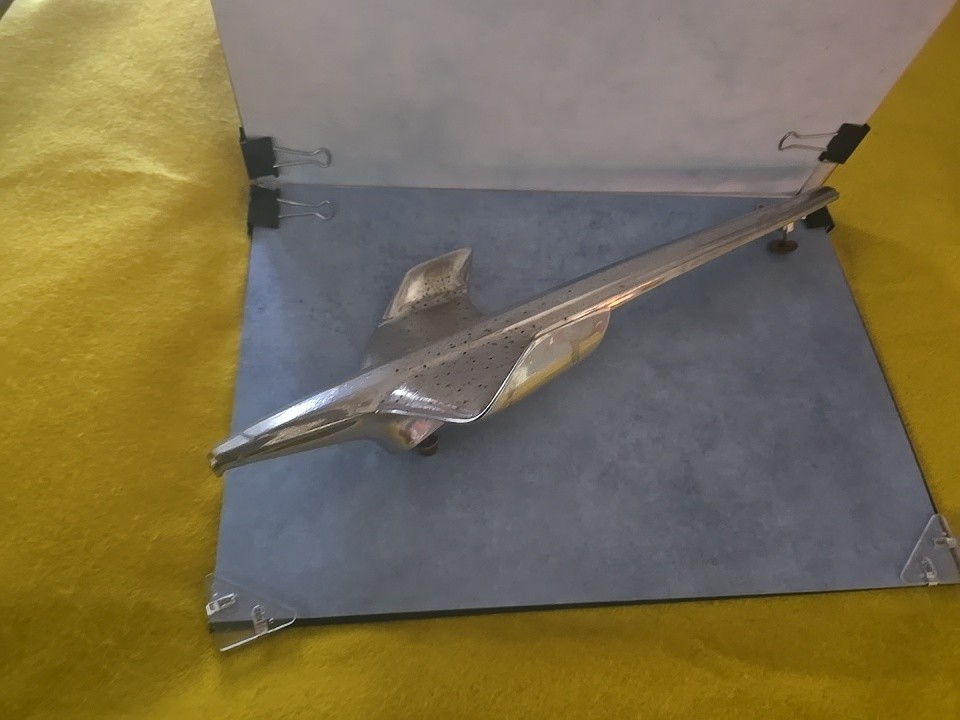 Vtg. 1953–1954 Chevrolet Bel Air jet plane hood ornament (LG-16)