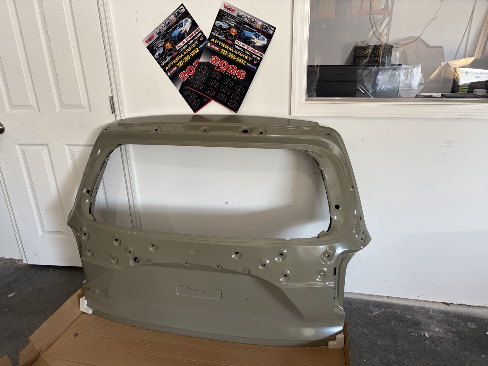 24-26 Hyundai Santa Fe Tailgate Assembly Shell
