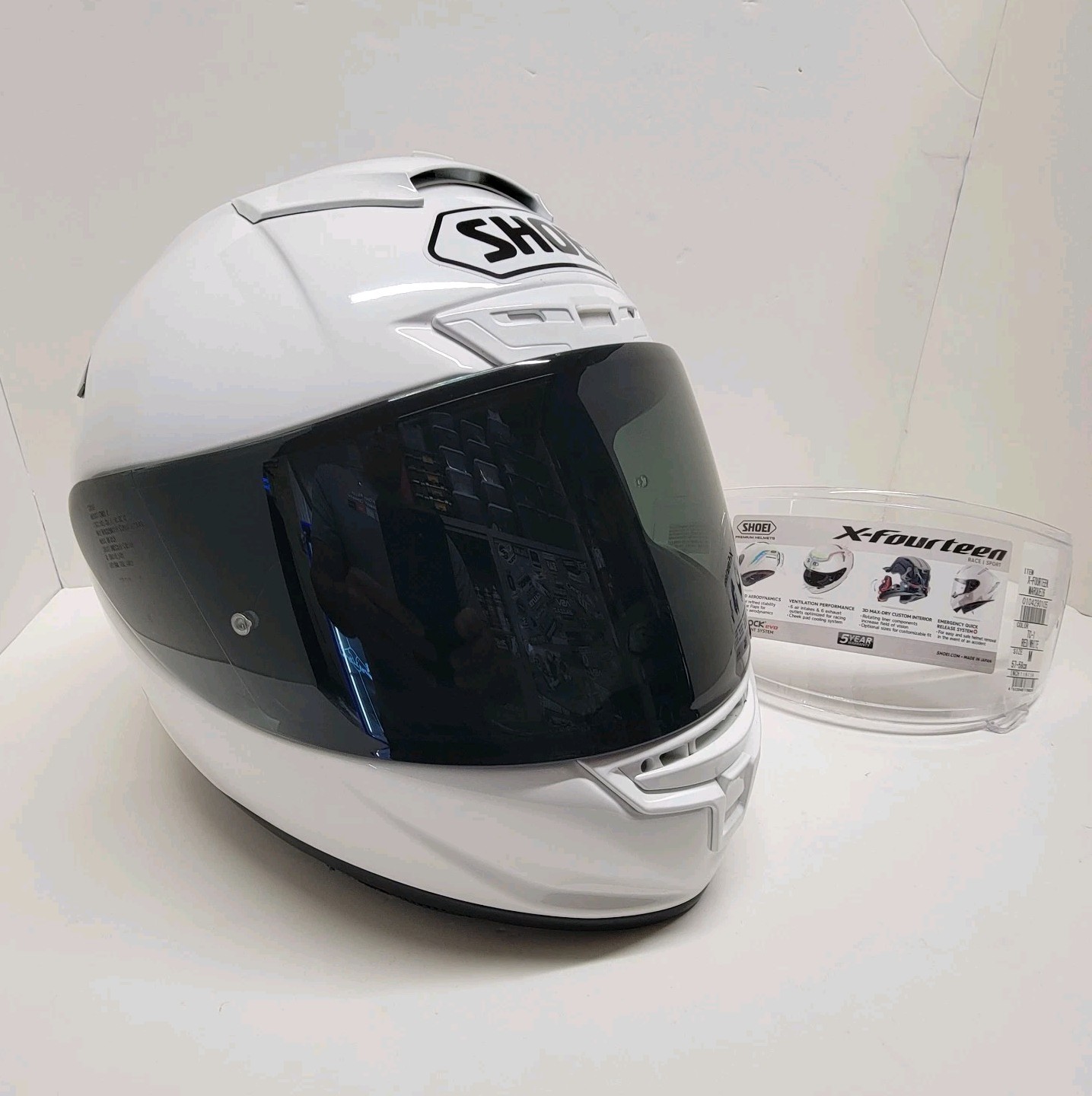 Shoei X-Fourteen X-14 Motorcycle Helmet Size MD In White Shoei X-Fourteen X-14 Motorcycle Helmet Size MD In White